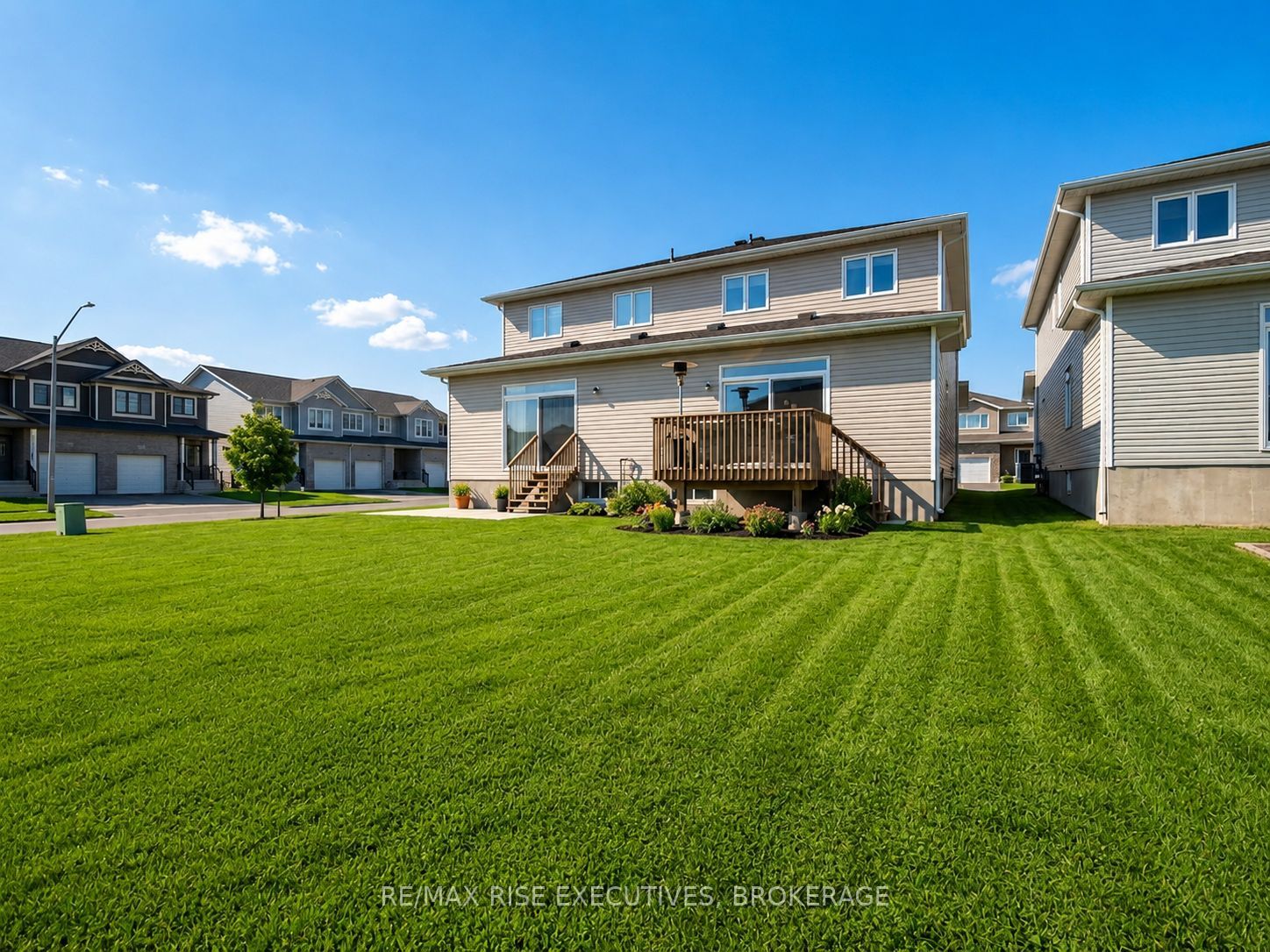 1236 Max Crescent, Kingston, ON K7P 0P3 photo 2