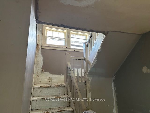62 Haynes Avenue, St. Catharines, ON L2R 3Z3 photo 4