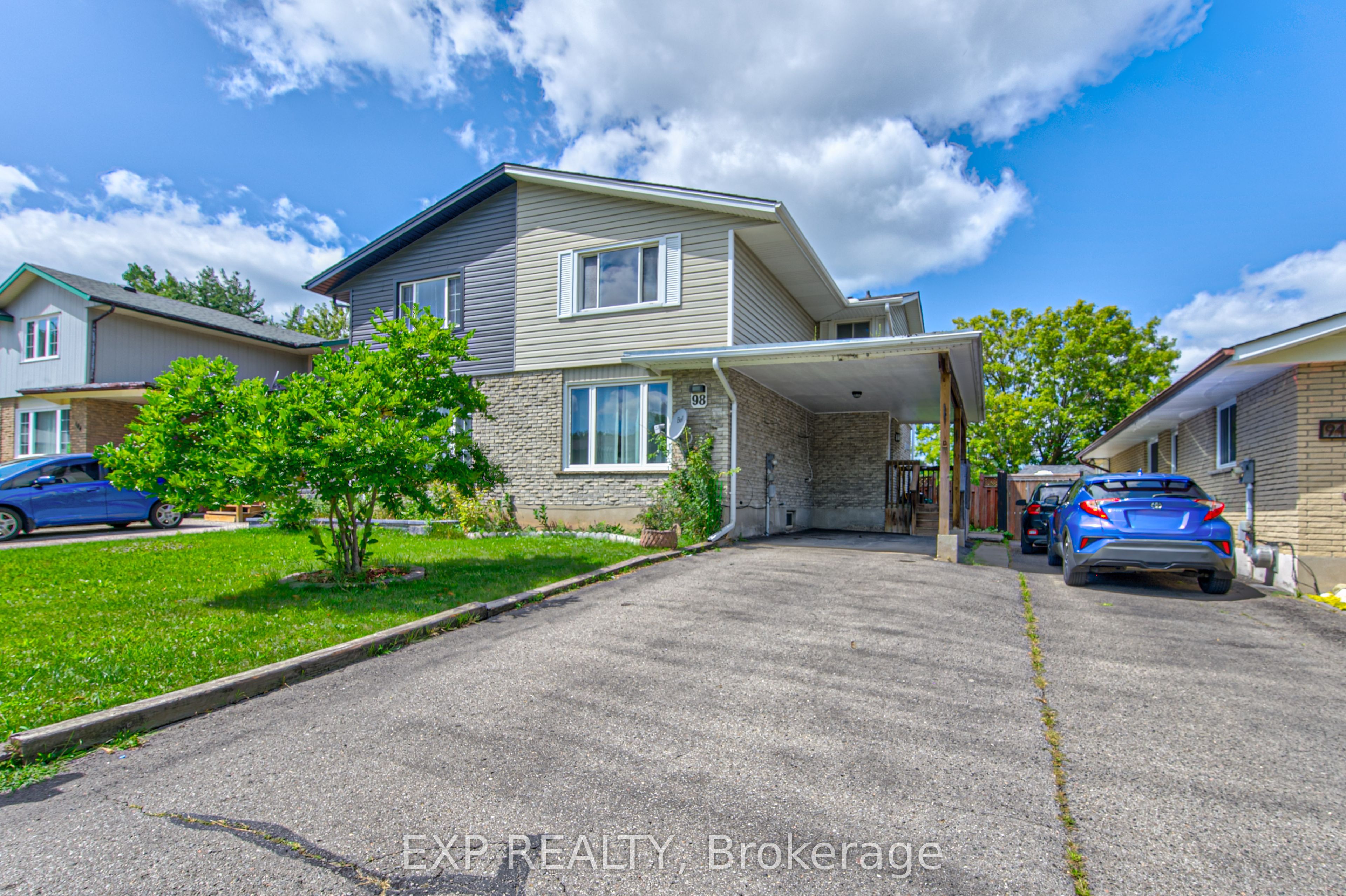 98 Monteagle Crescent, Kitchener, ON N2N 1N1 photo 2