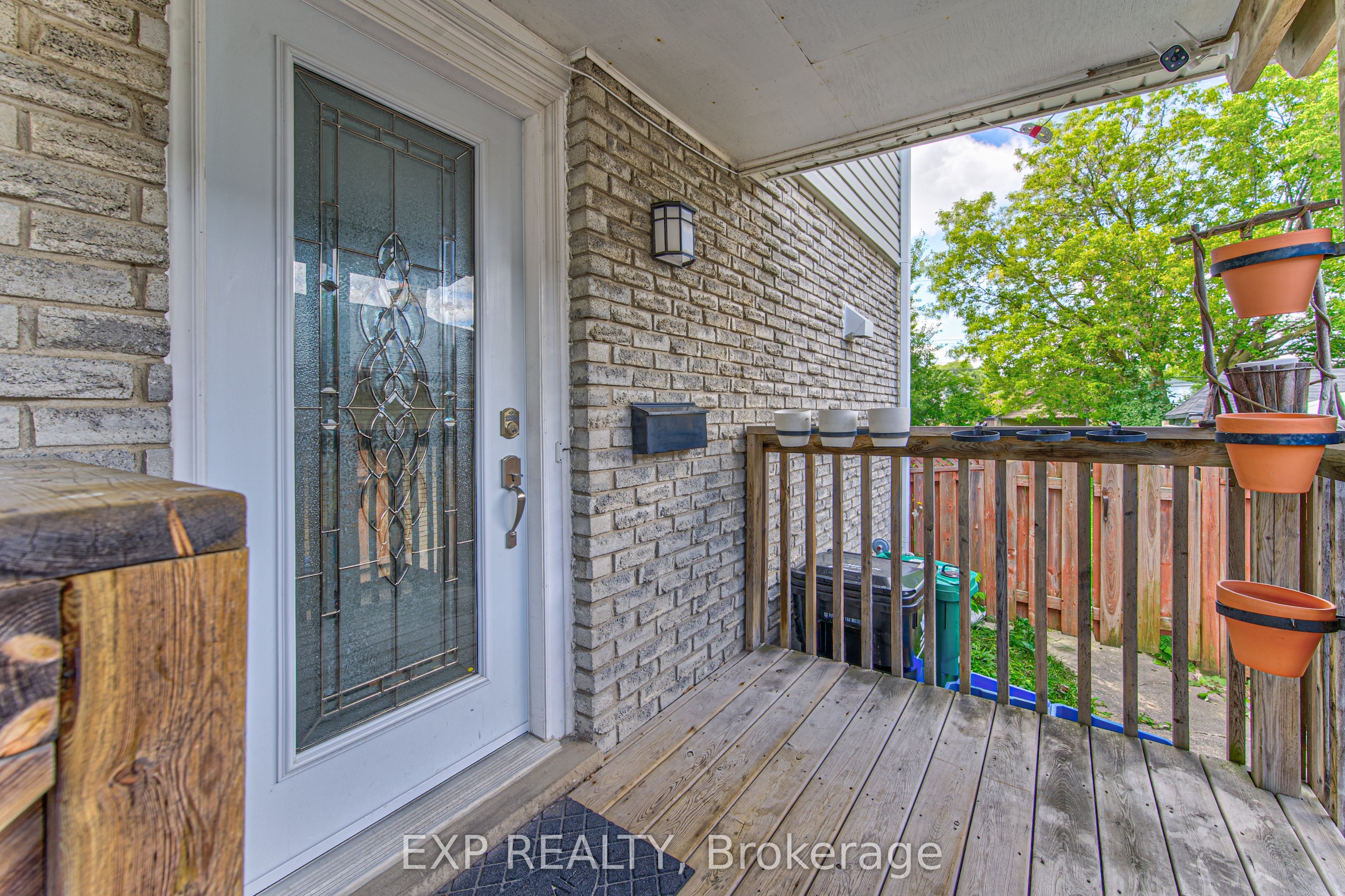 98 Monteagle Crescent, Kitchener, ON N2N 1N1 photo 3