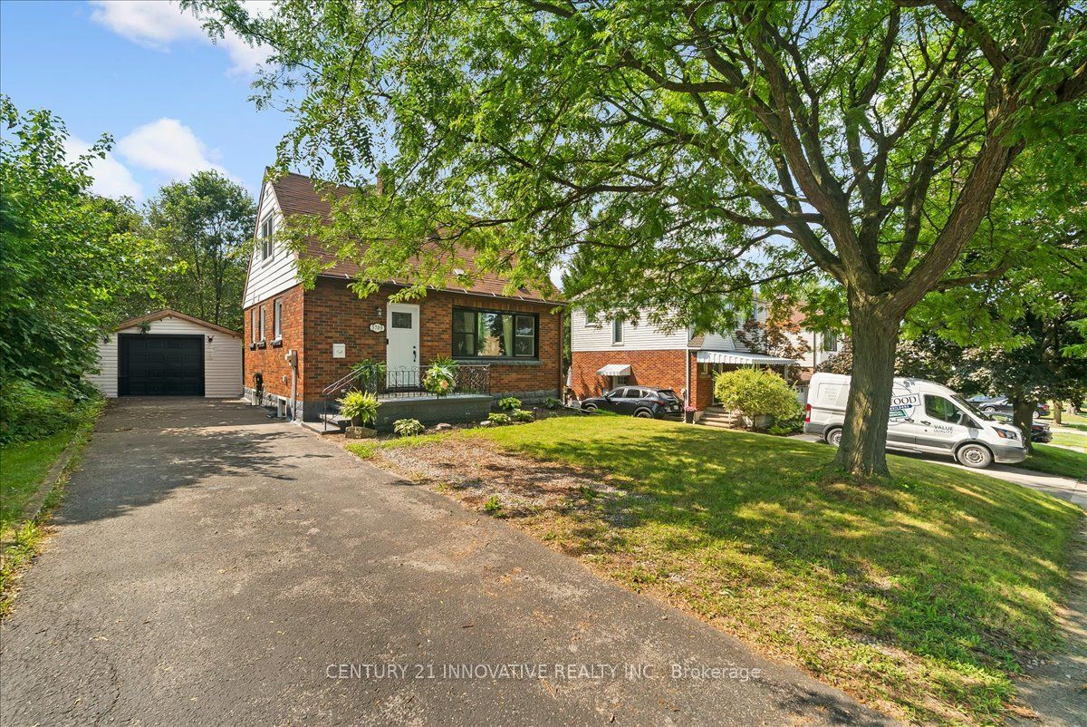 5709 Hanan Avenue, Niagara Falls, ON L2G 4E7