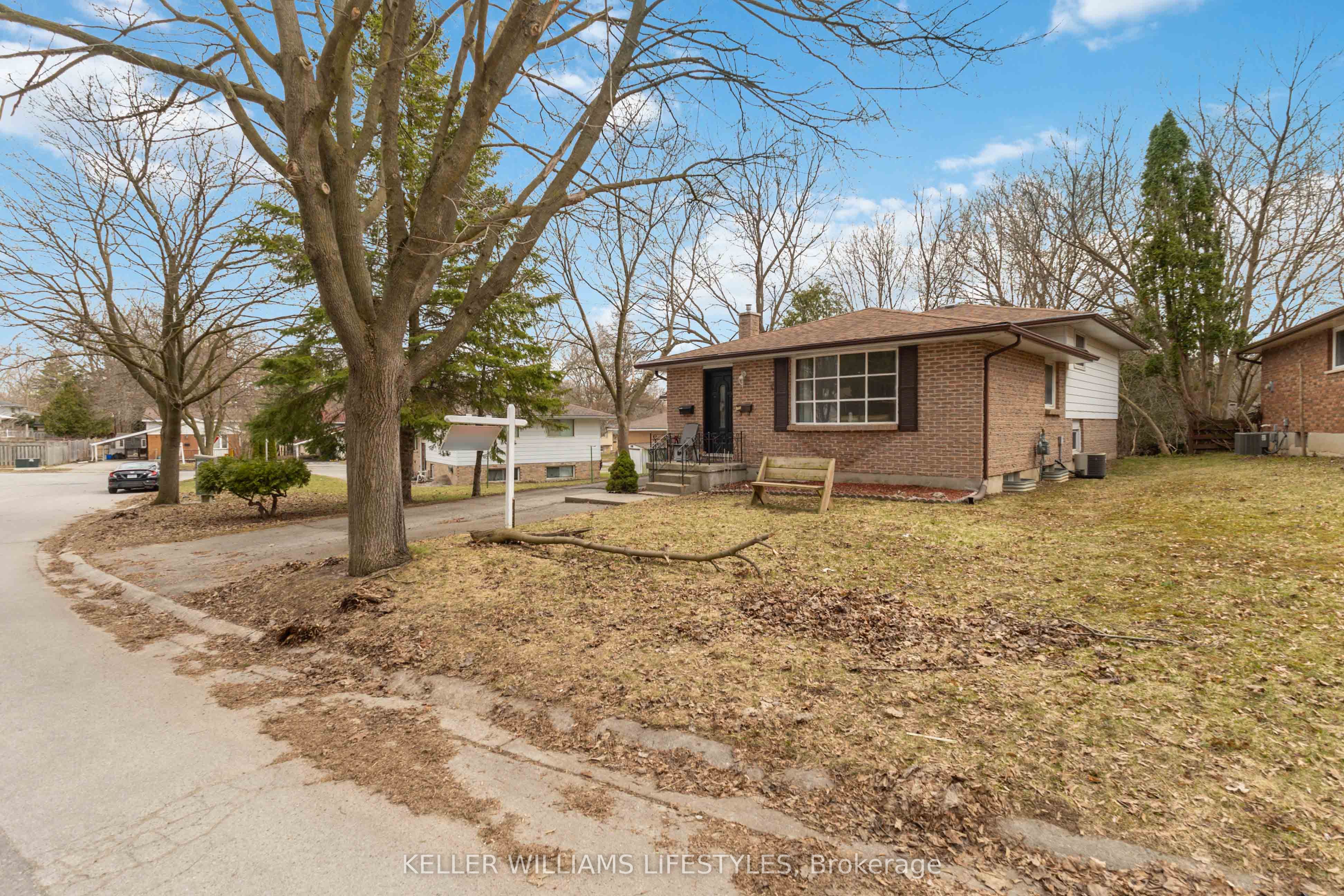 156 Paperbirch Crescent, London North, ON N6G 1L7 photo 3