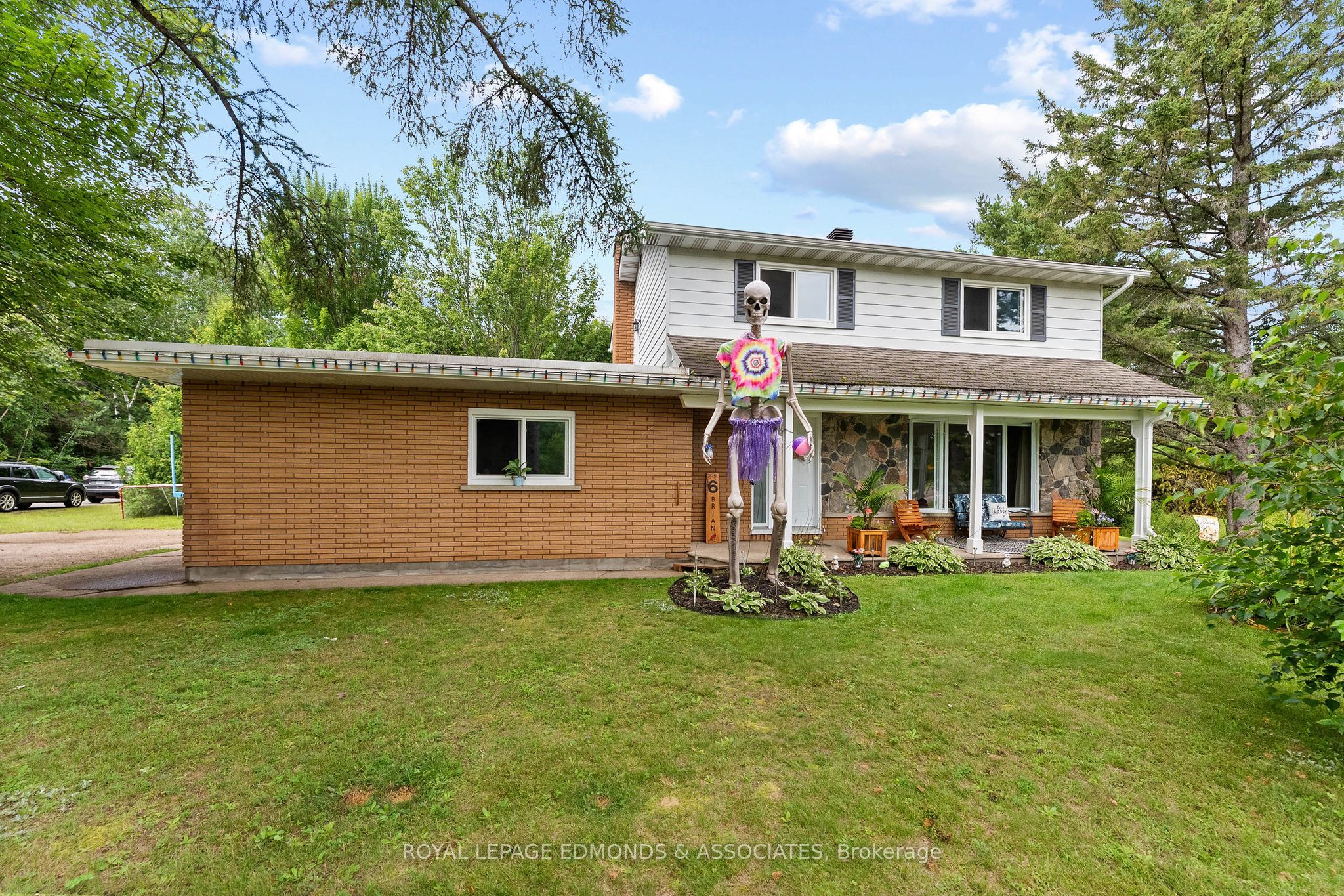 6 Brian Street, Laurentian Valley, ON K8A 6W4 photo 4