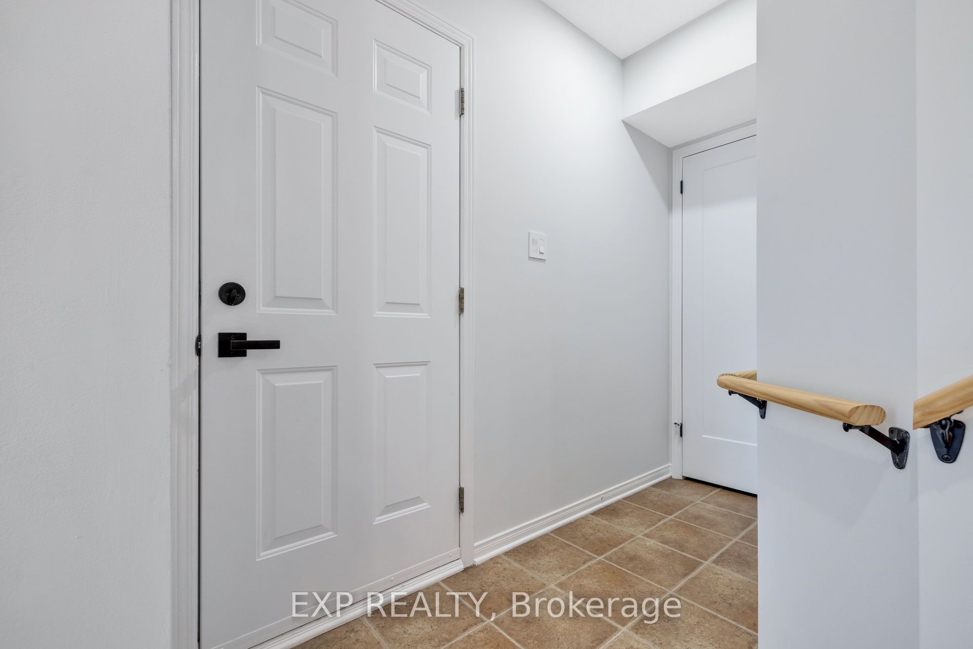 114 Ashmore Drive, Barrhaven, ON K2G 7B3 photo 5