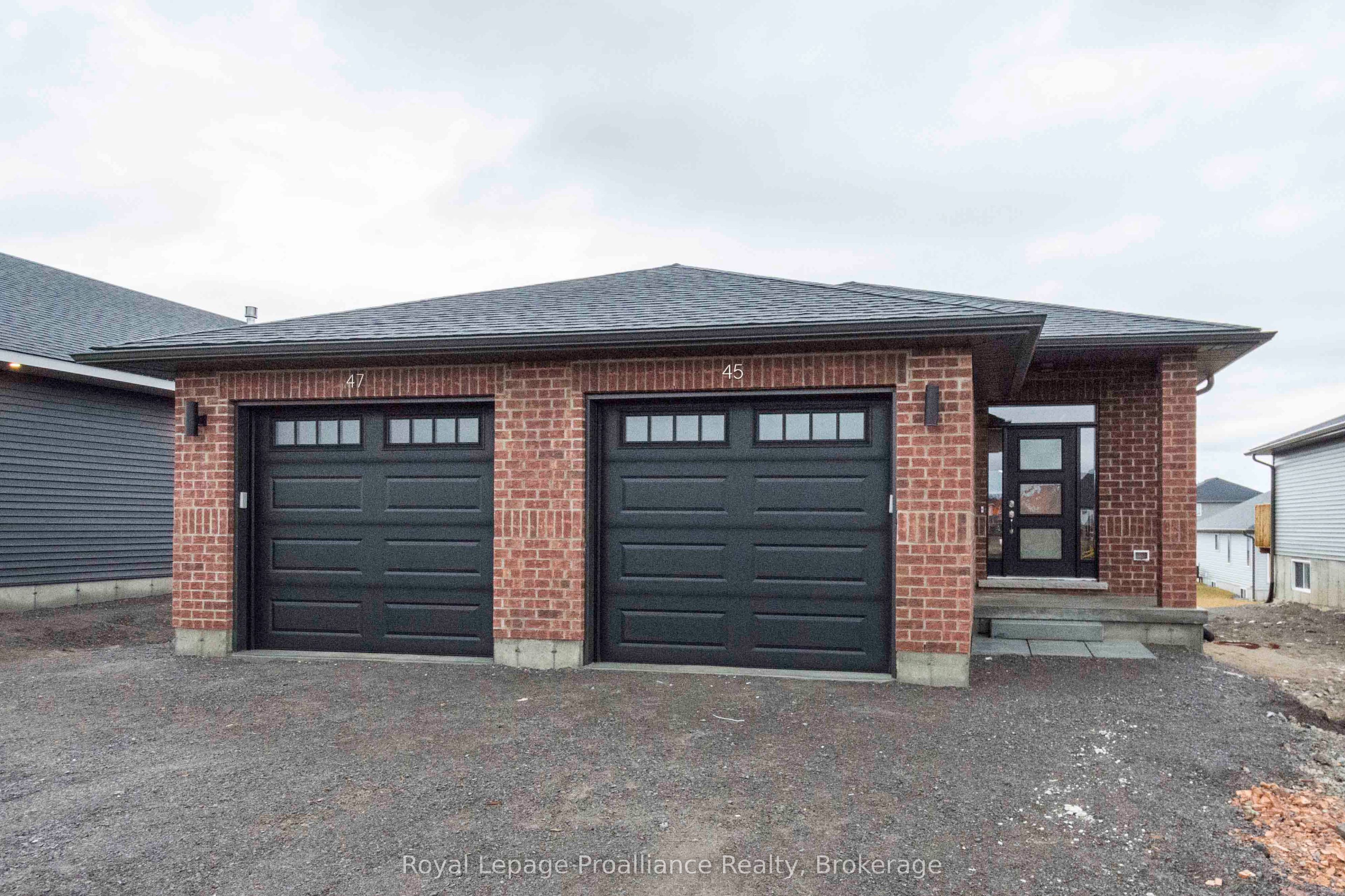 45 Dewal Place, Belleville, ON K8P 0H3