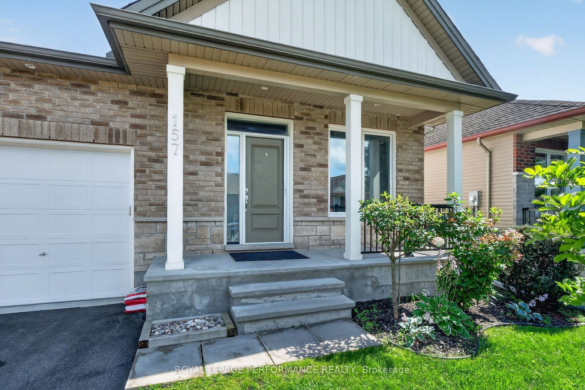 157 Boxcar Crescent, Russell, ON K4R 0C4 photo 2