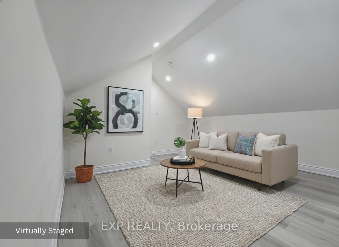 69 Vine Street 2, St. Catharines, ON L2R 3X9 photo 5