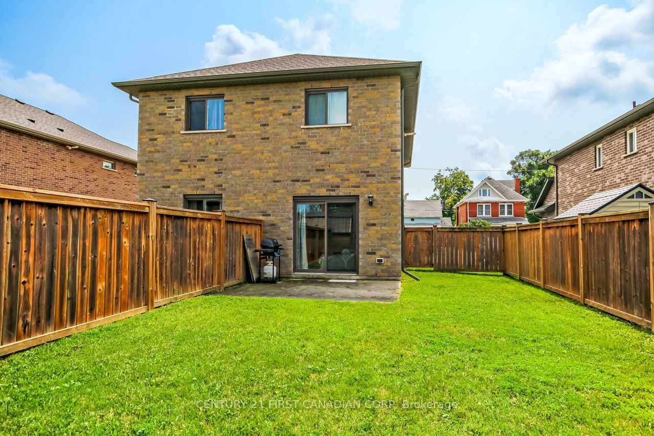 40-42 Locust Street, St. Thomas, ON N5R 2C1 photo 5