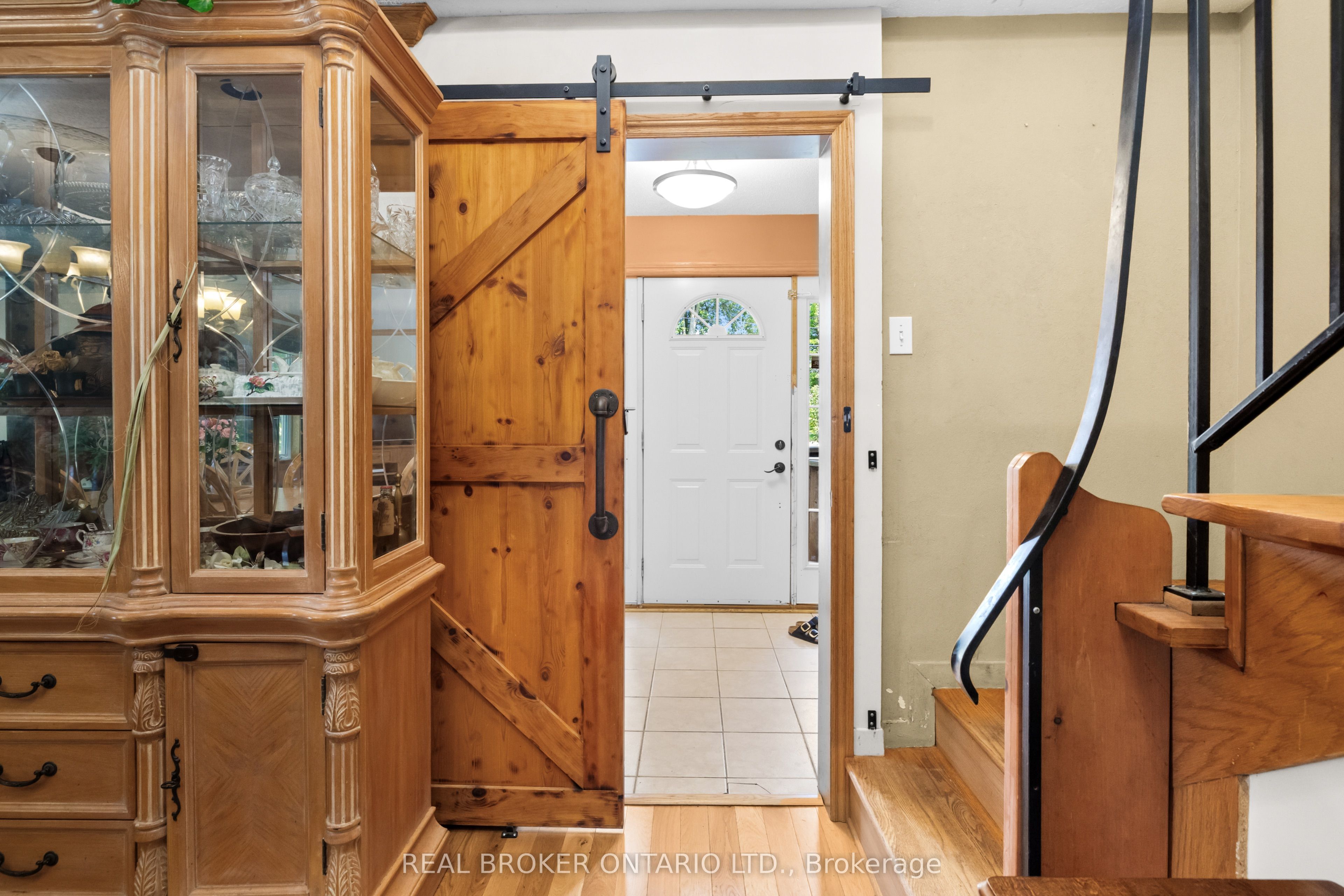 320 Clothier Street W, North Grenville, ON K0G 1J0 photo 5