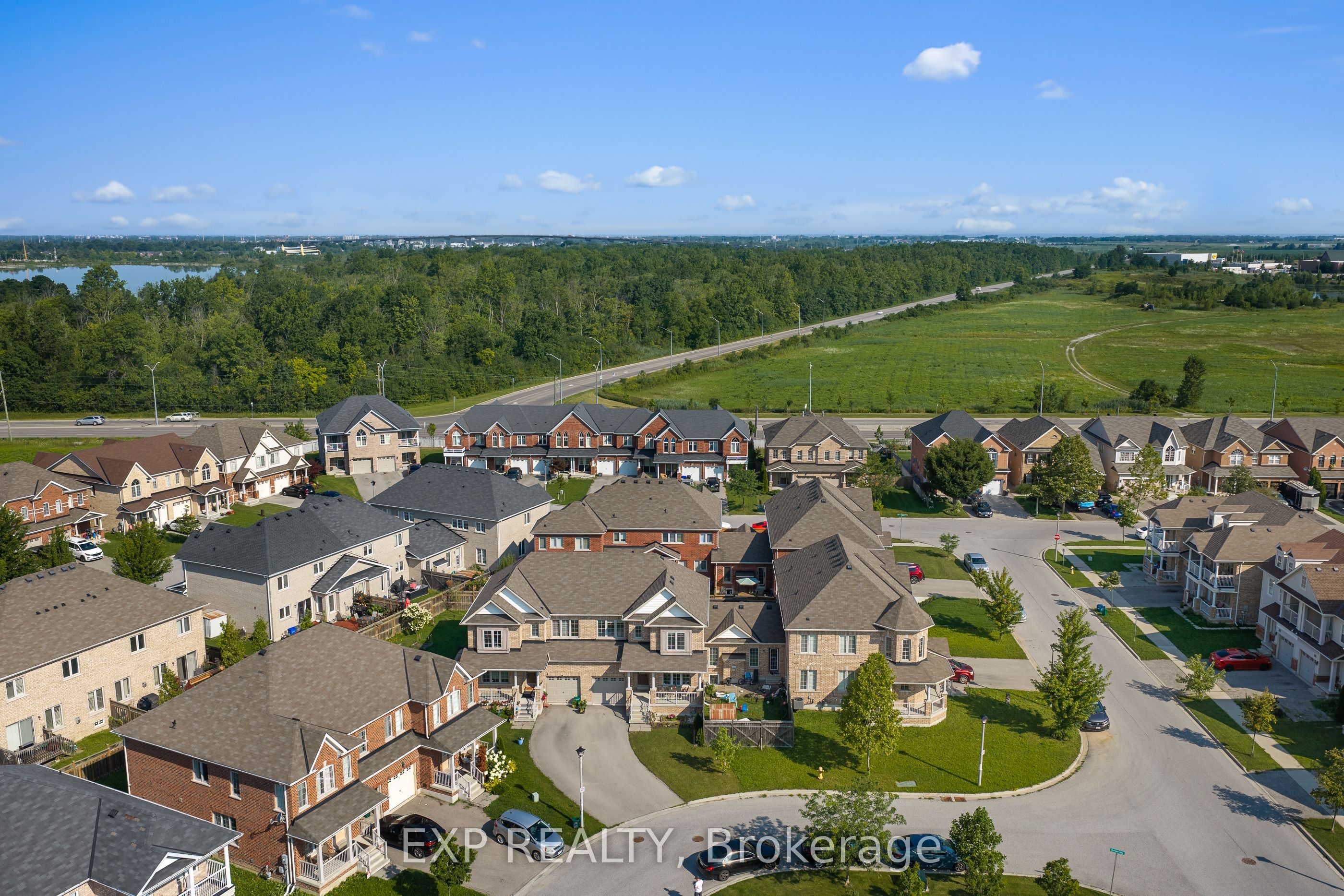 2 Durham Way, Niagara-on-the-Lake, ON L0S 1J0 photo 2
