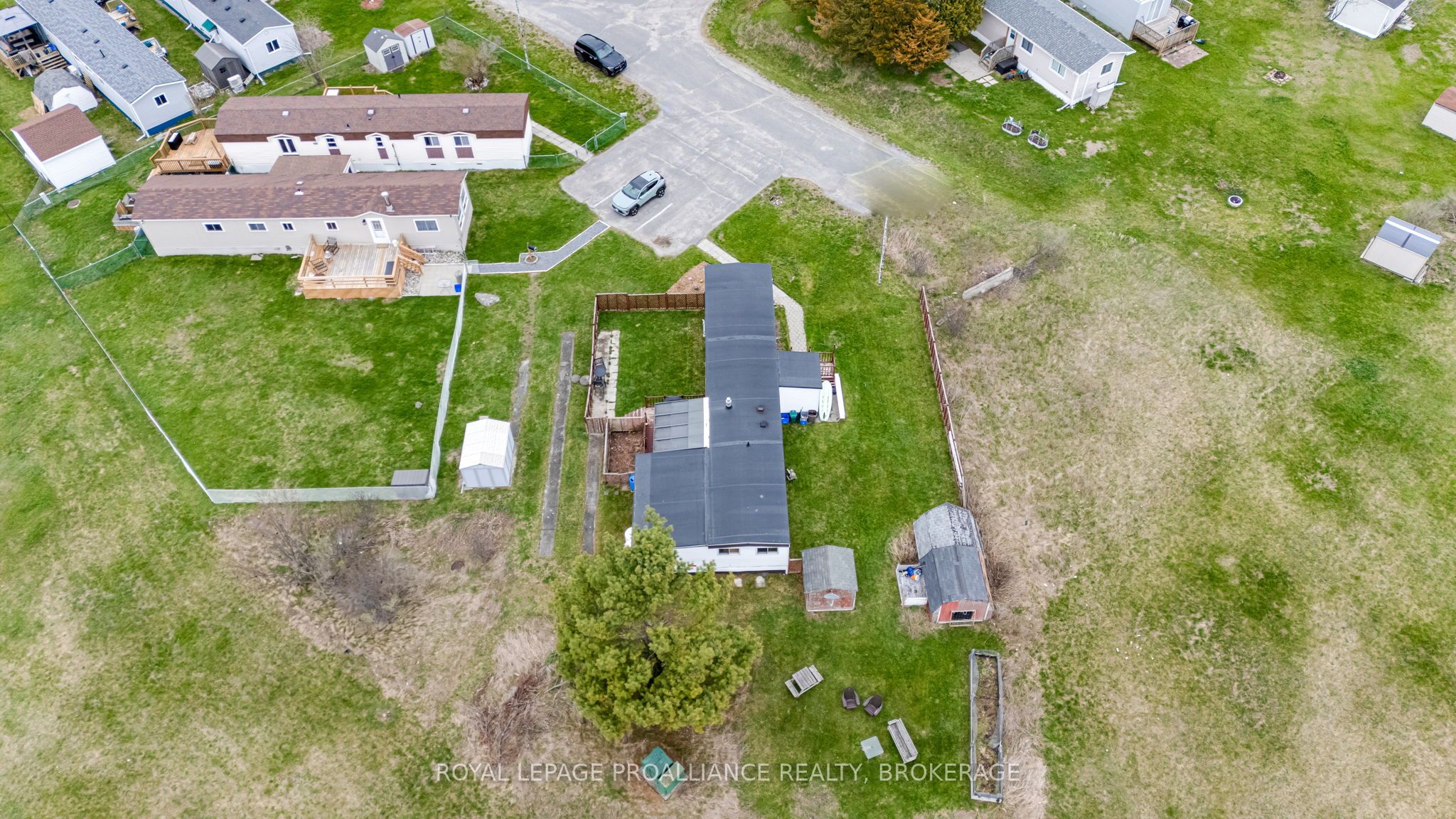 26 Kapyong Crescent, Kingston, ON K7K 5T5 photo 2