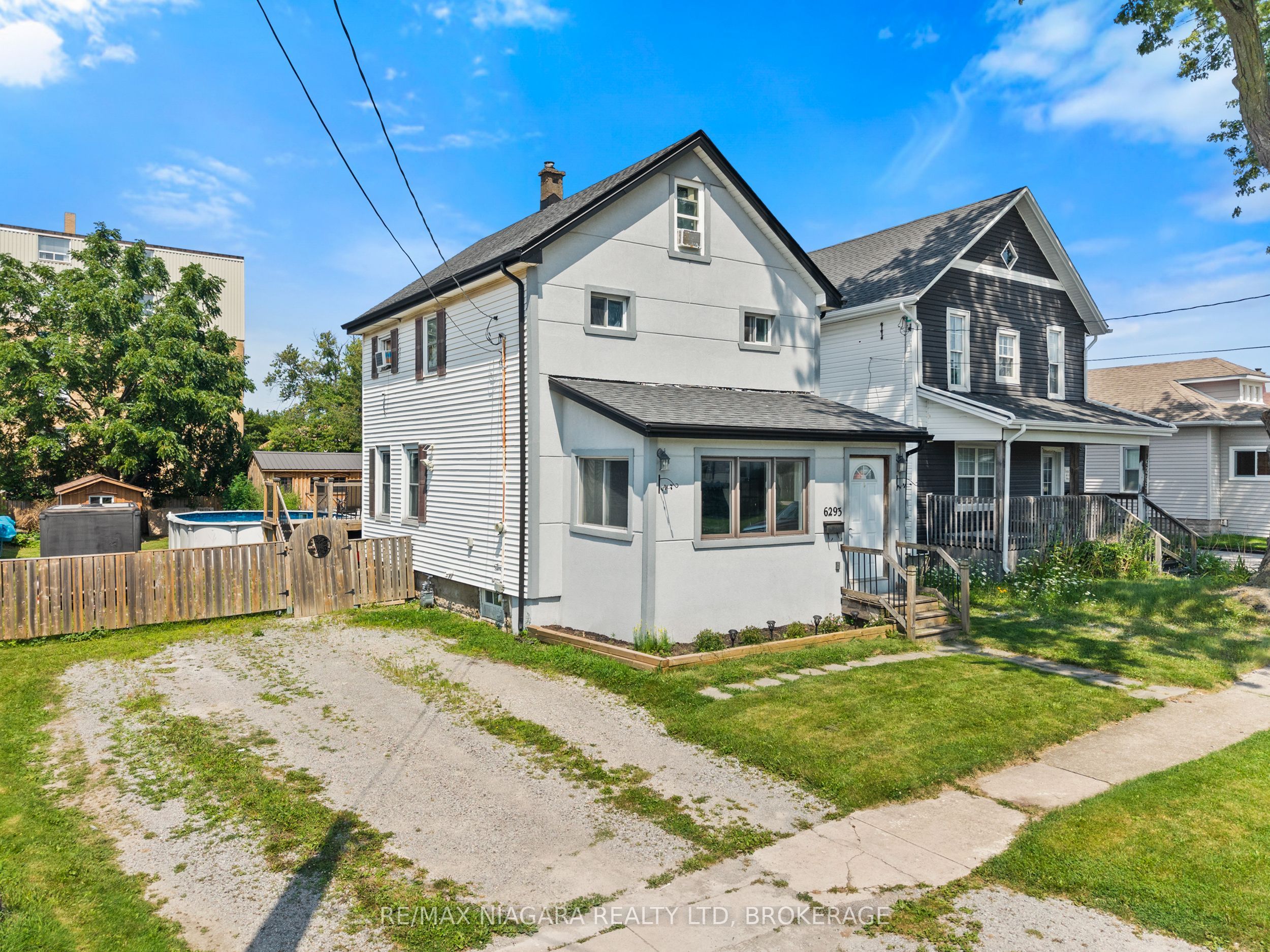 6293 Bellevue Street, Niagara Falls, ON L2E 1Y9 photo 2