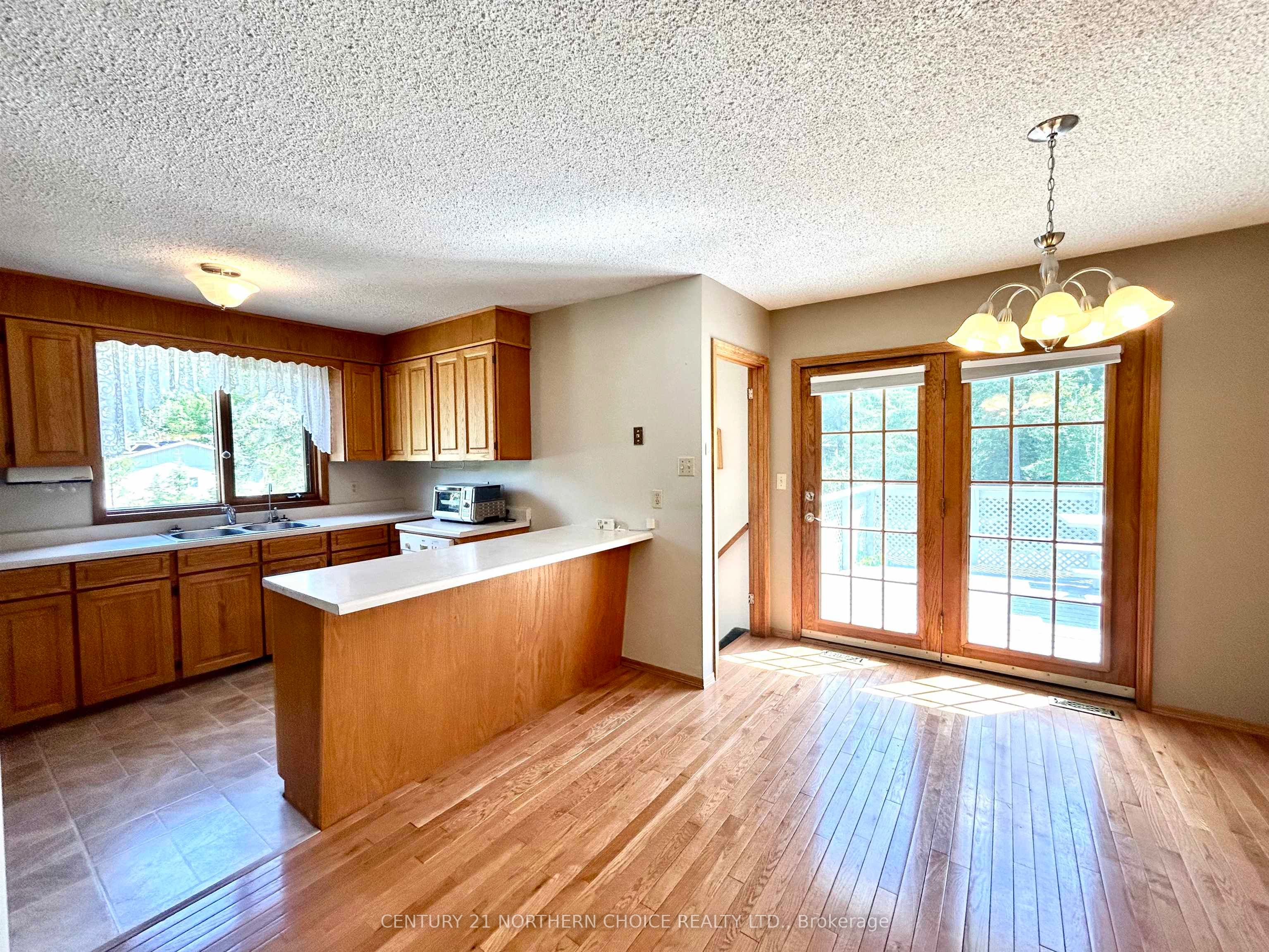 956 Highway 611S, Alberton, ON P9A 3M2 photo 3