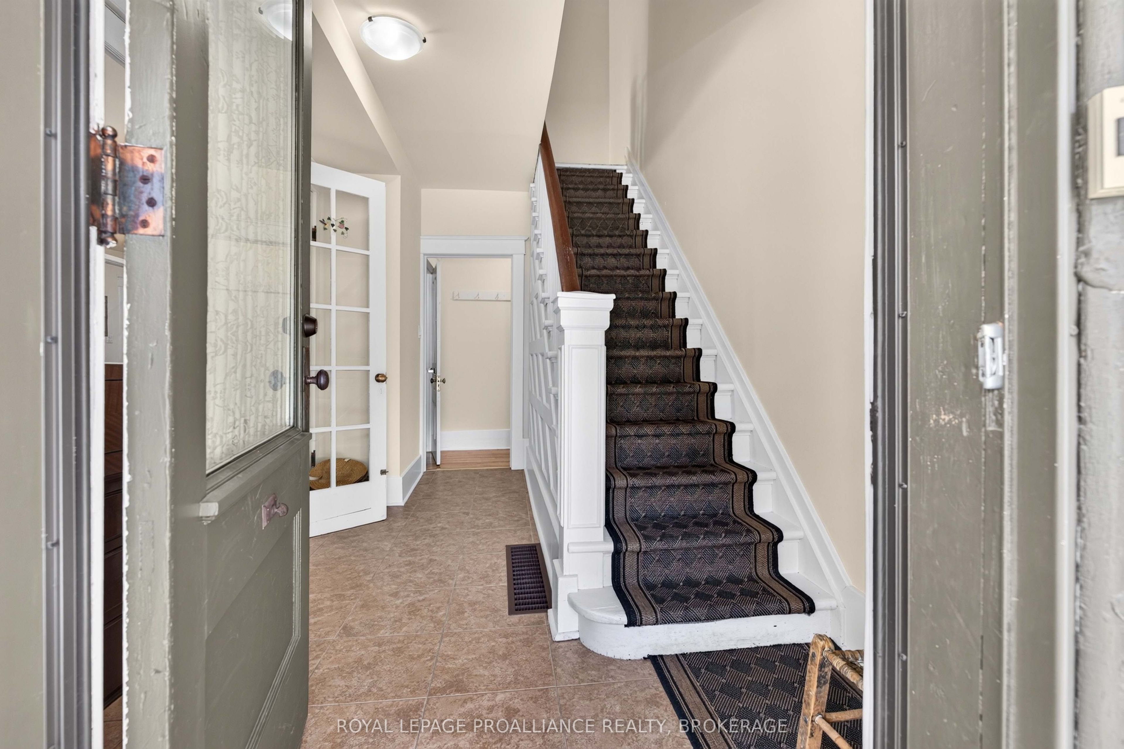 166 Alma Avenue, Greater Napanee, ON K7R 1T8 photo 3