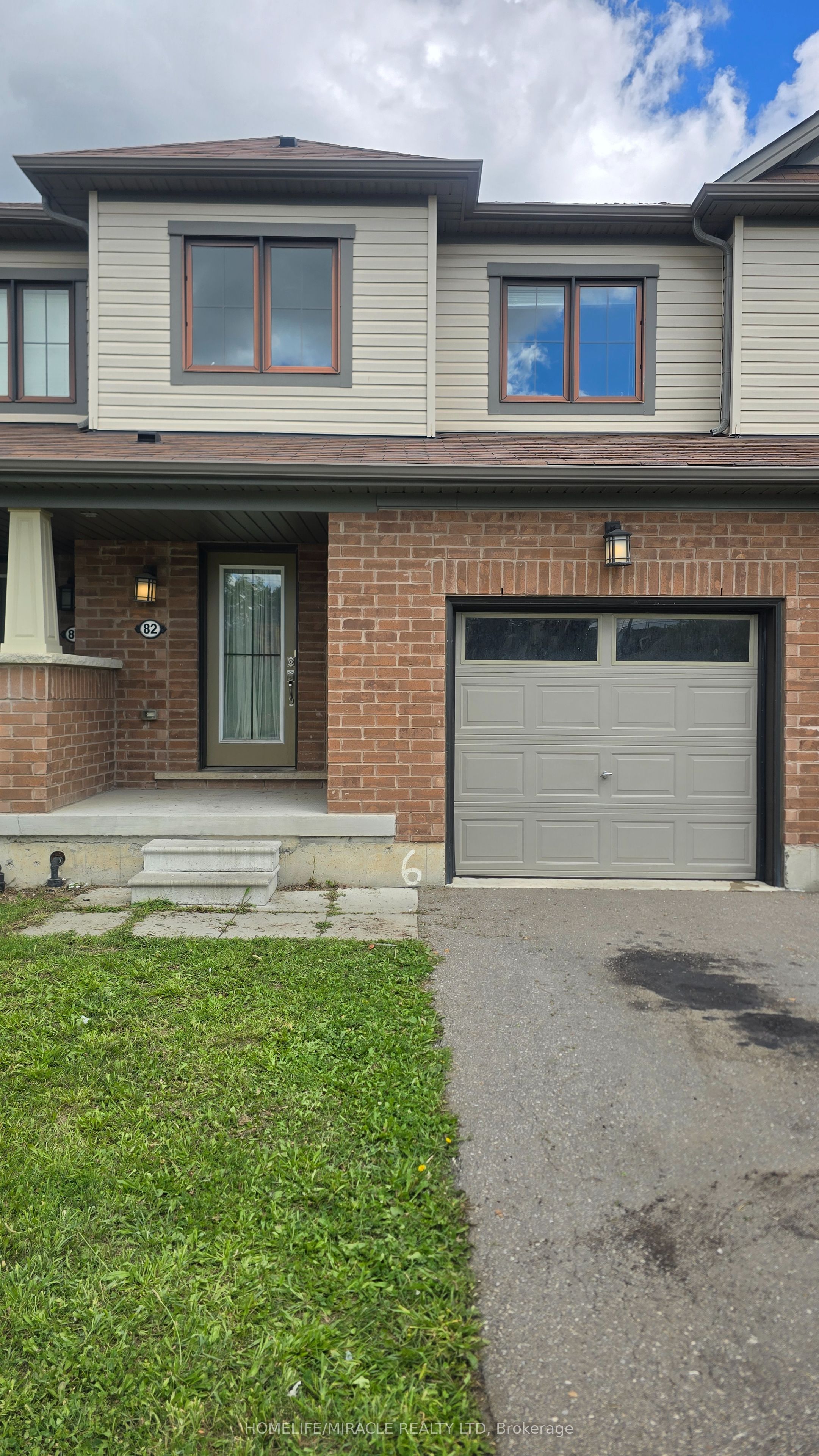82 Scarletwood Street, Hamilton, ON L8J 0K8 photo 5