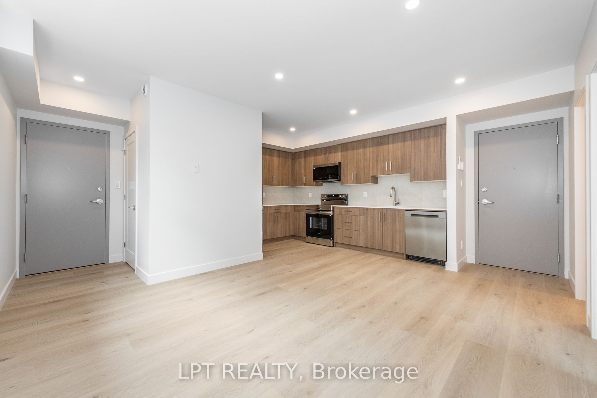 249 Columbus Avenue 1, Overbrook - Castleheights and Area, ON K1K 1P5 photo 3