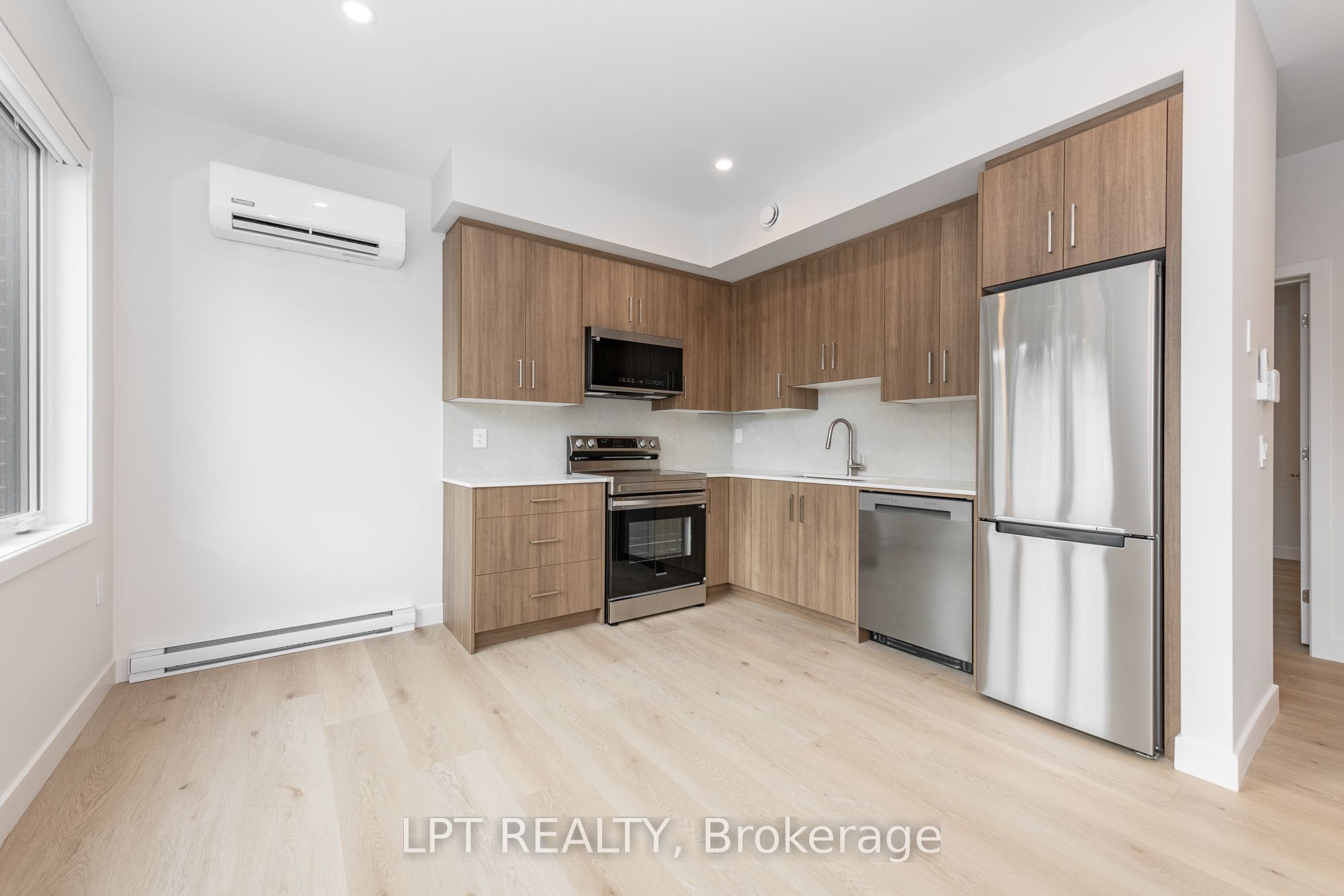 249 Columbus Avenue 3, Overbrook - Castleheights and Area, ON K1K 1P5 photo 5