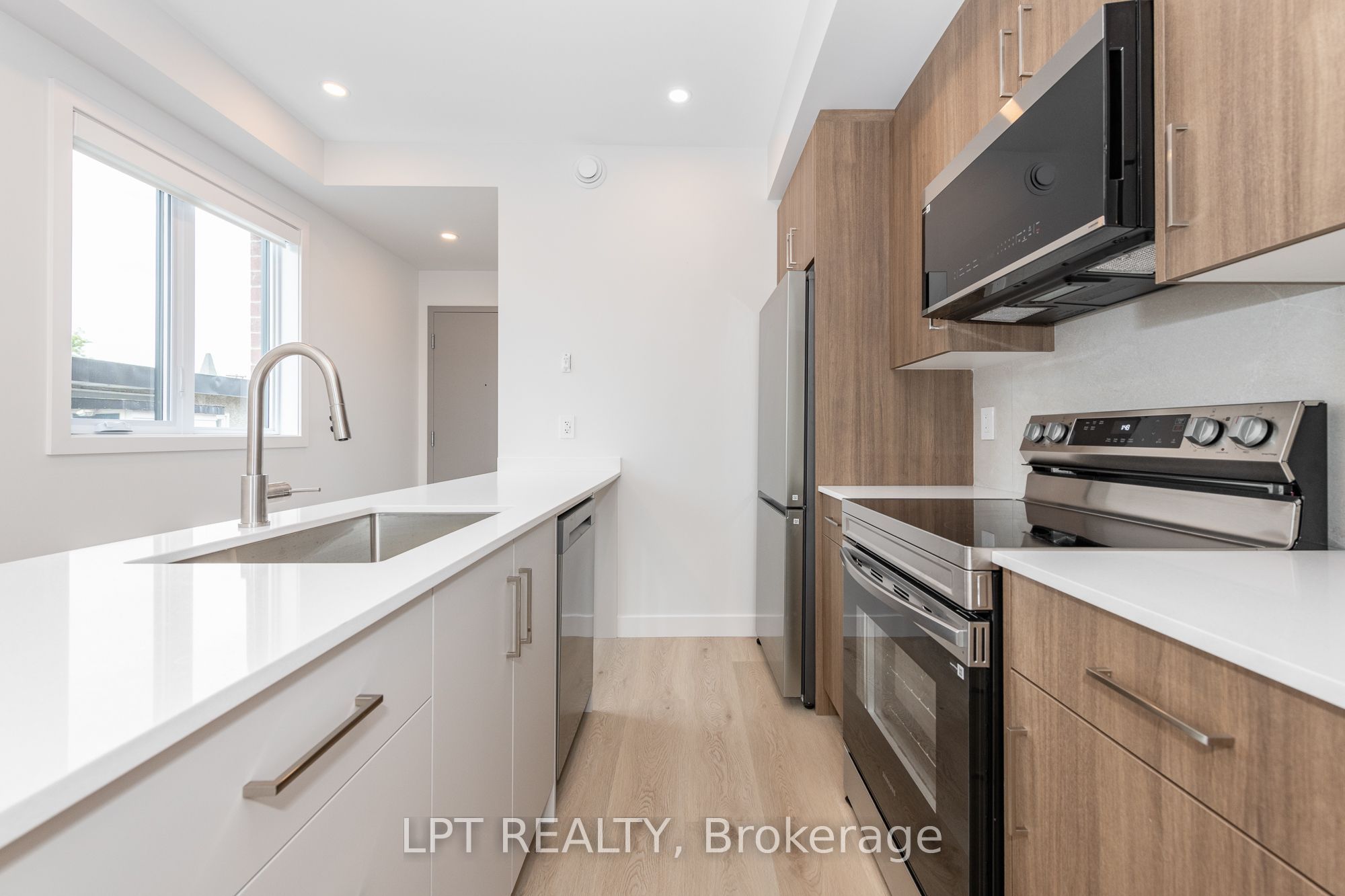 249 Columbus Avenue 5, Overbrook - Castleheights and Area, ON K1K 1P5 photo 4