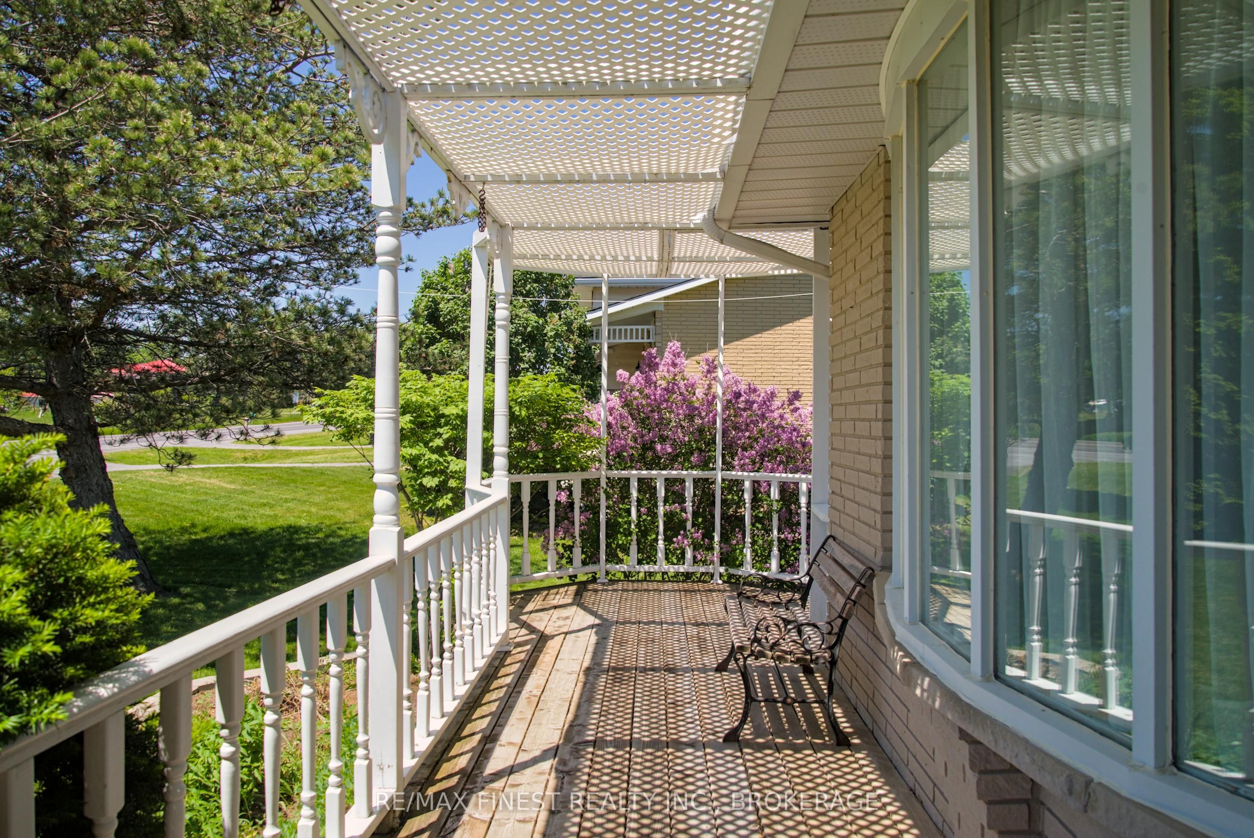 301 County Rd 8, Greater Napanee, ON K7R 3K6 photo 3