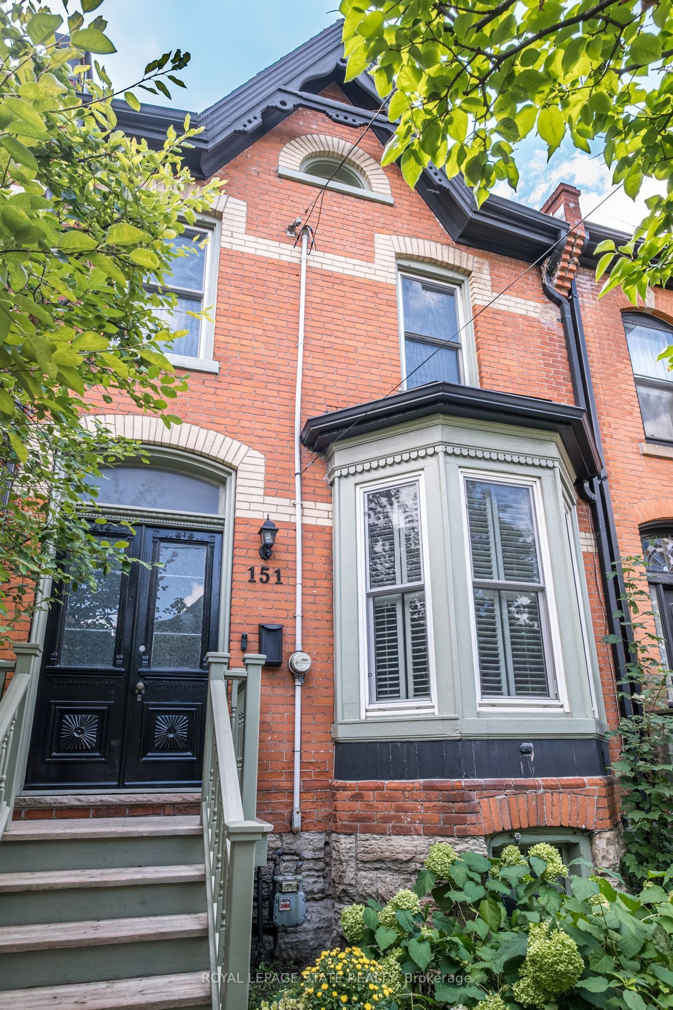 151 Markland Street, Hamilton, ON L8P 2K4 photo 2