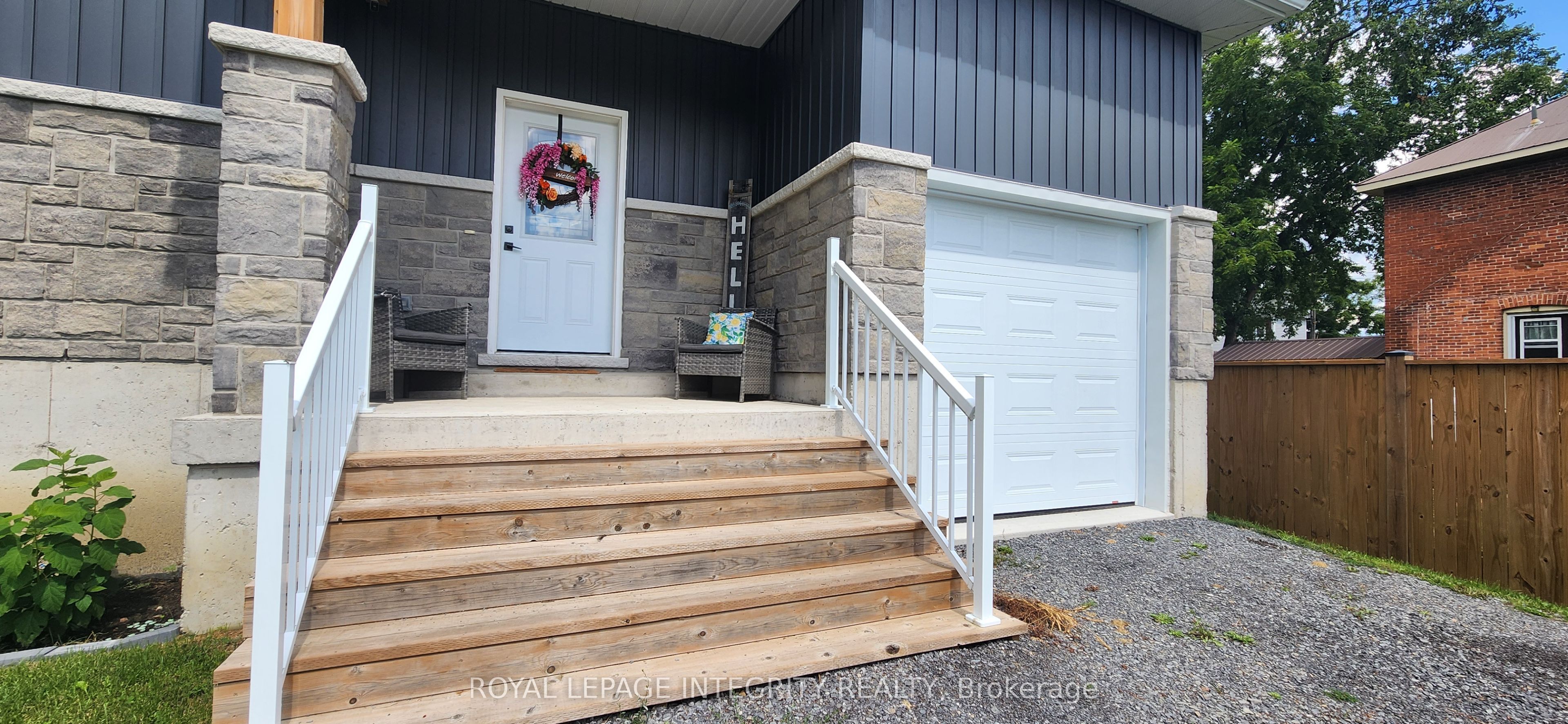 6 Union Street, Lansdowne Village, ON K0E 1L0 photo 2