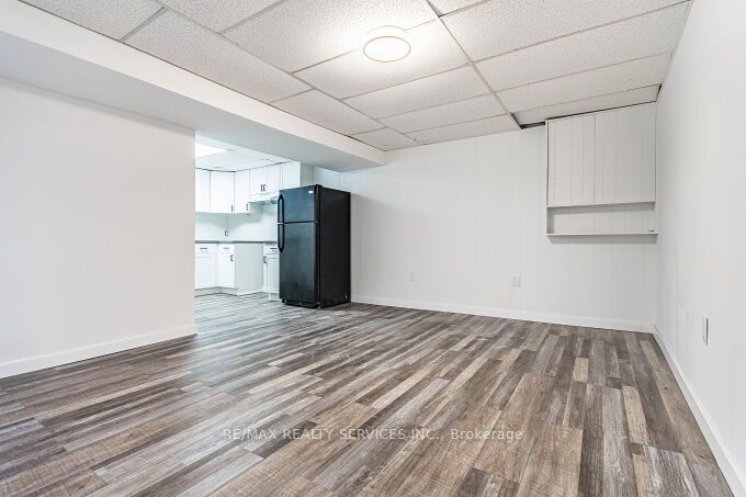 68 Rymal Road E, Hamilton, ON L9B 1C1 photo 5