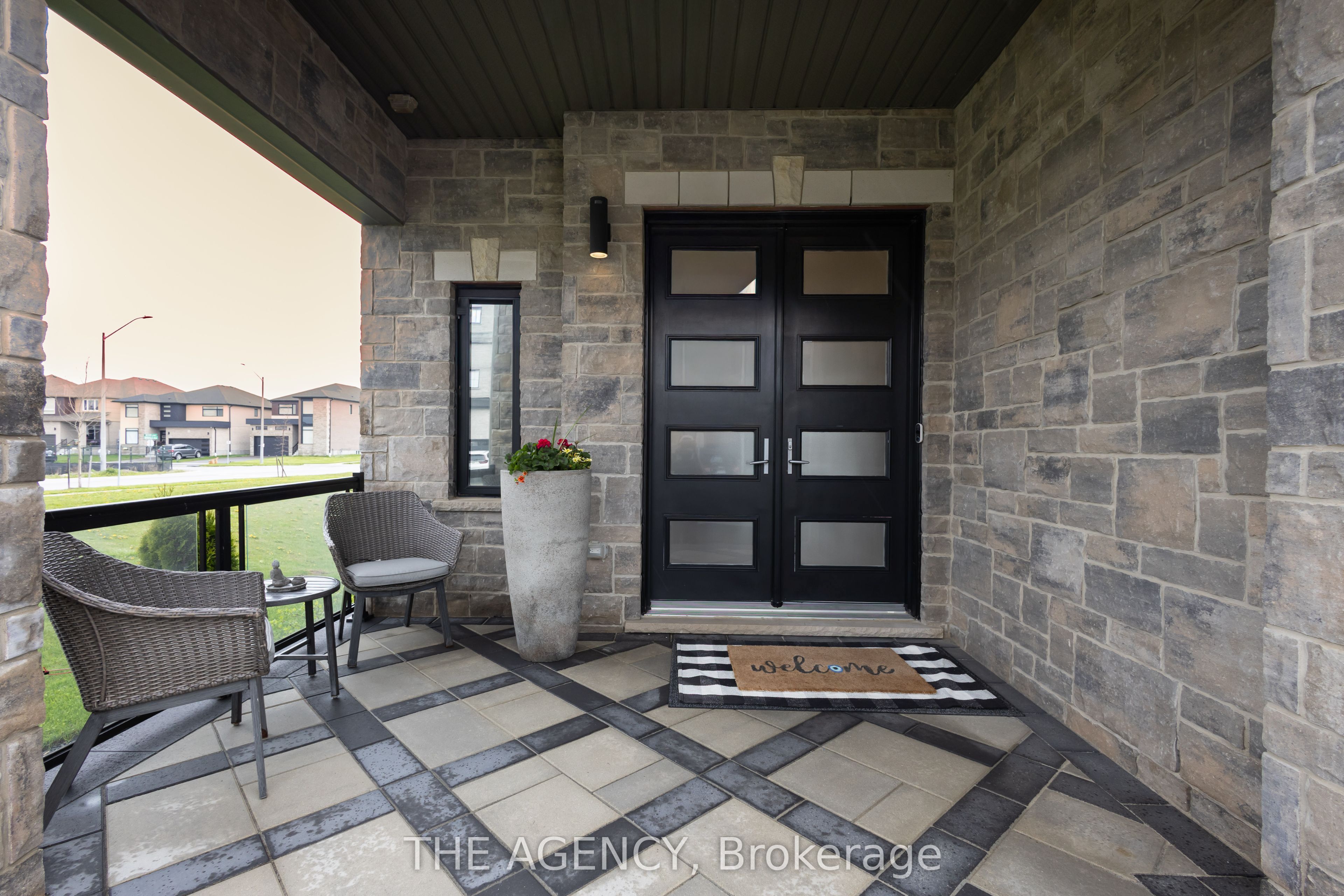 76 Grandville Circle, Brant, ON N3L 0J5 photo 4