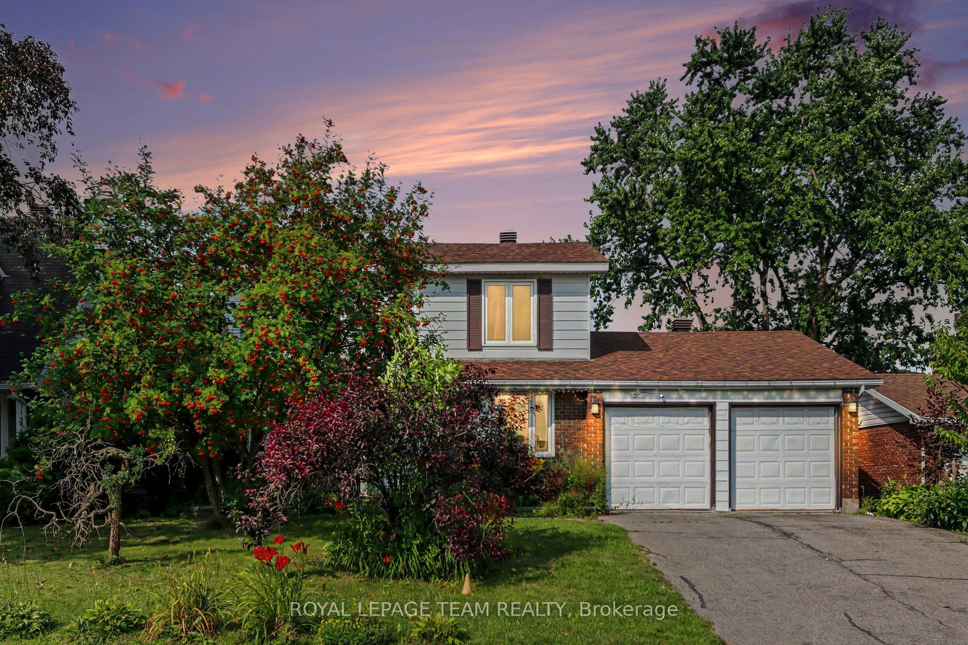 638 LAVERENDRYE Drive, Beacon Hill North - South and Area, ON K1J 7C4