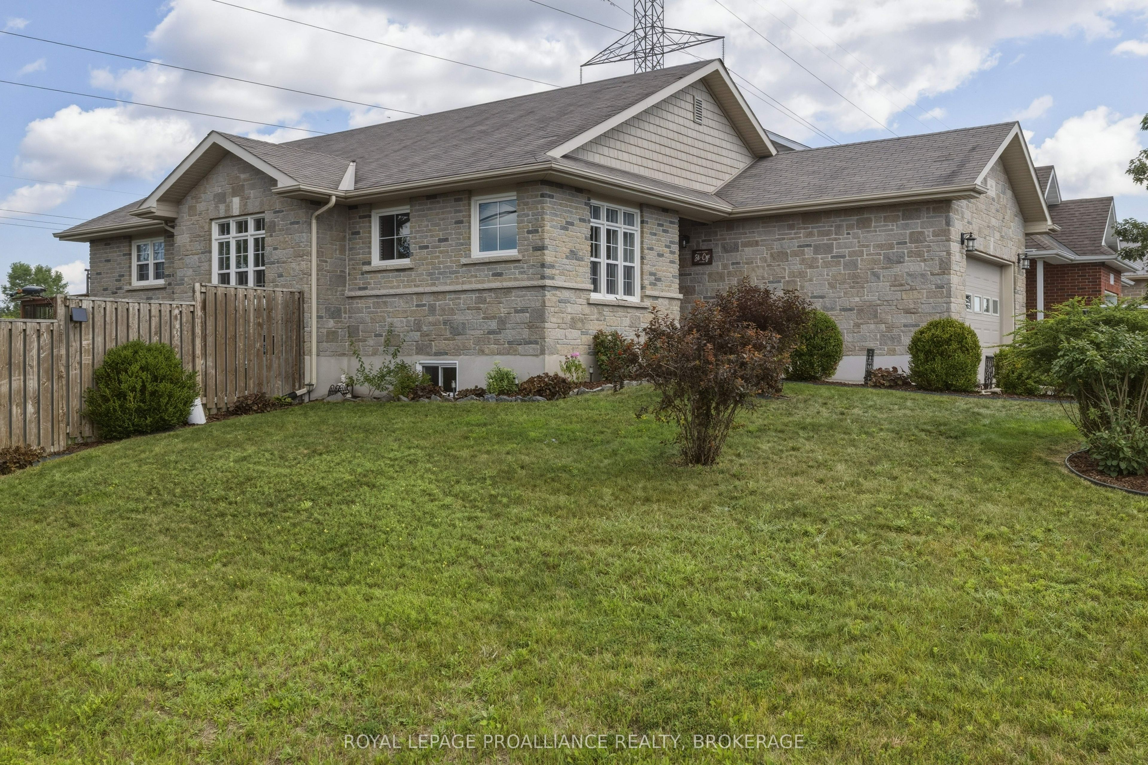 1464 Ottawa Street, Kingston, ON K7P 0C2 photo 3