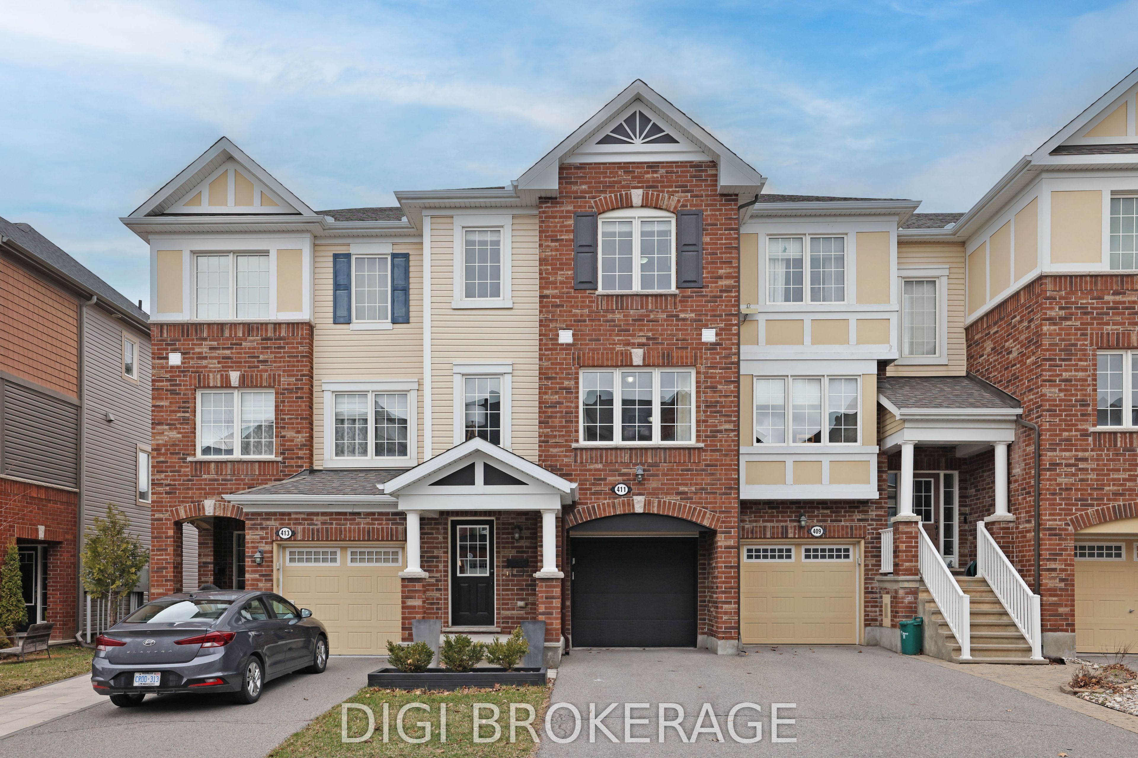 411 Coldwater Crescent, Kanata, ON K2M 0J3 photo 2