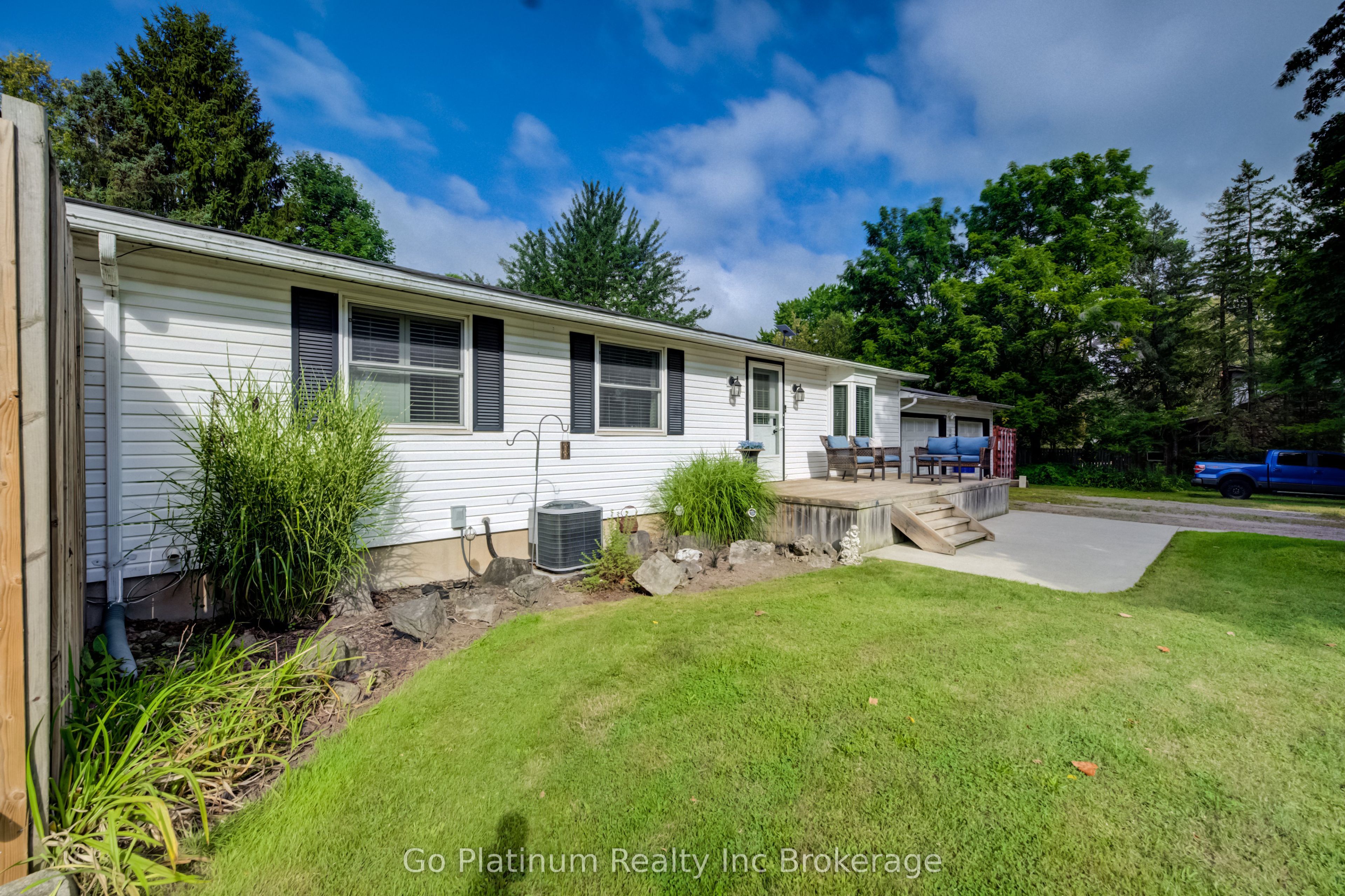 955287 Canning Road, Blandford-Blenheim, ON N3L 3E2 photo 2