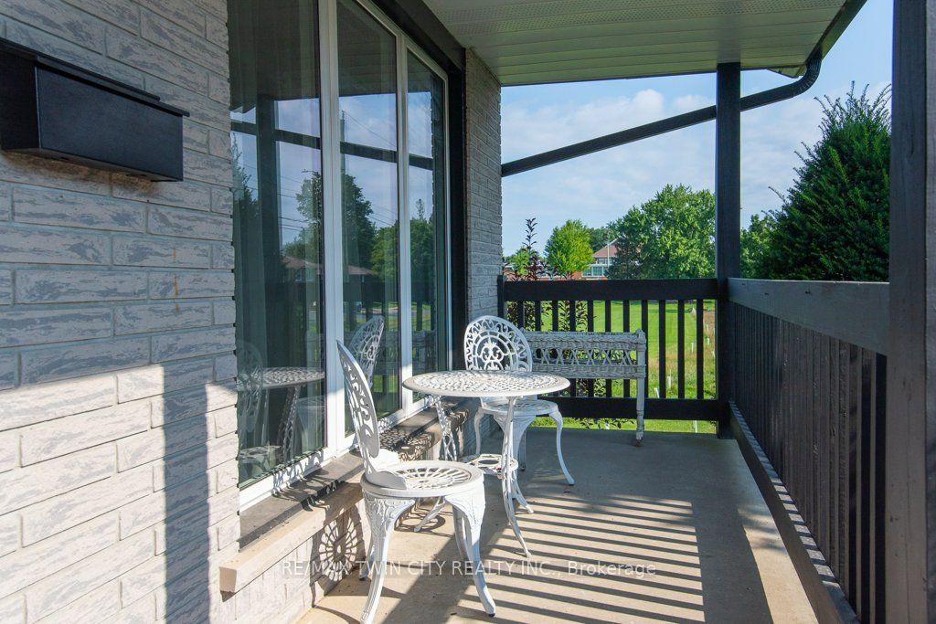 108 Queensway Drive, Woolwich, ON N3B 2T5 photo 5
