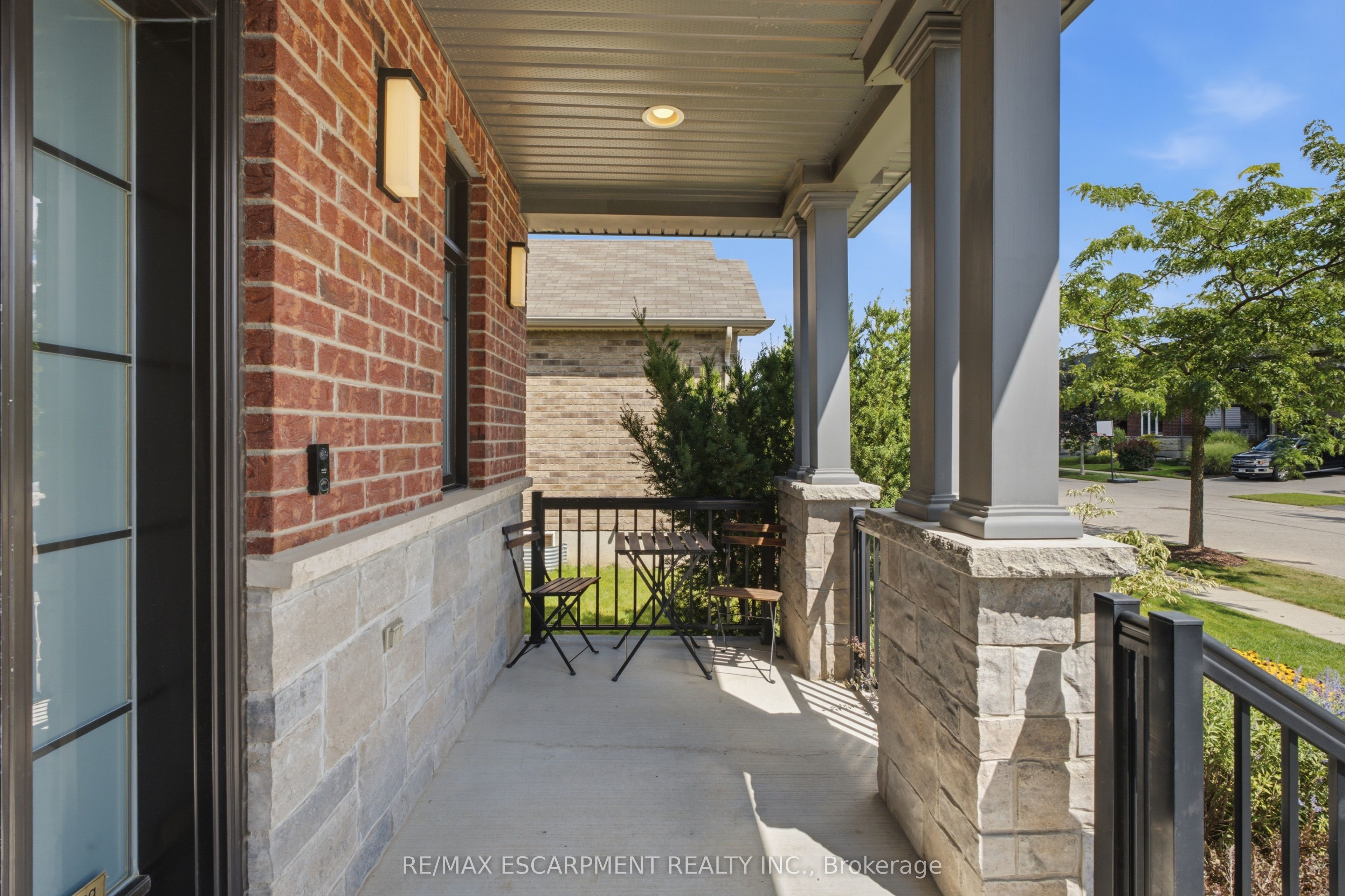 14 Mcqueen Drive, Brant, ON N3L 0A3 photo 4