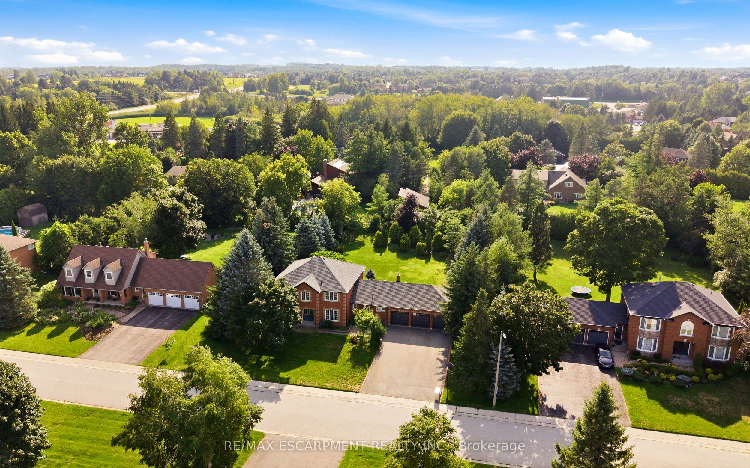 6 Willow Crescent, Mono, ON L9W 6L4 photo 3