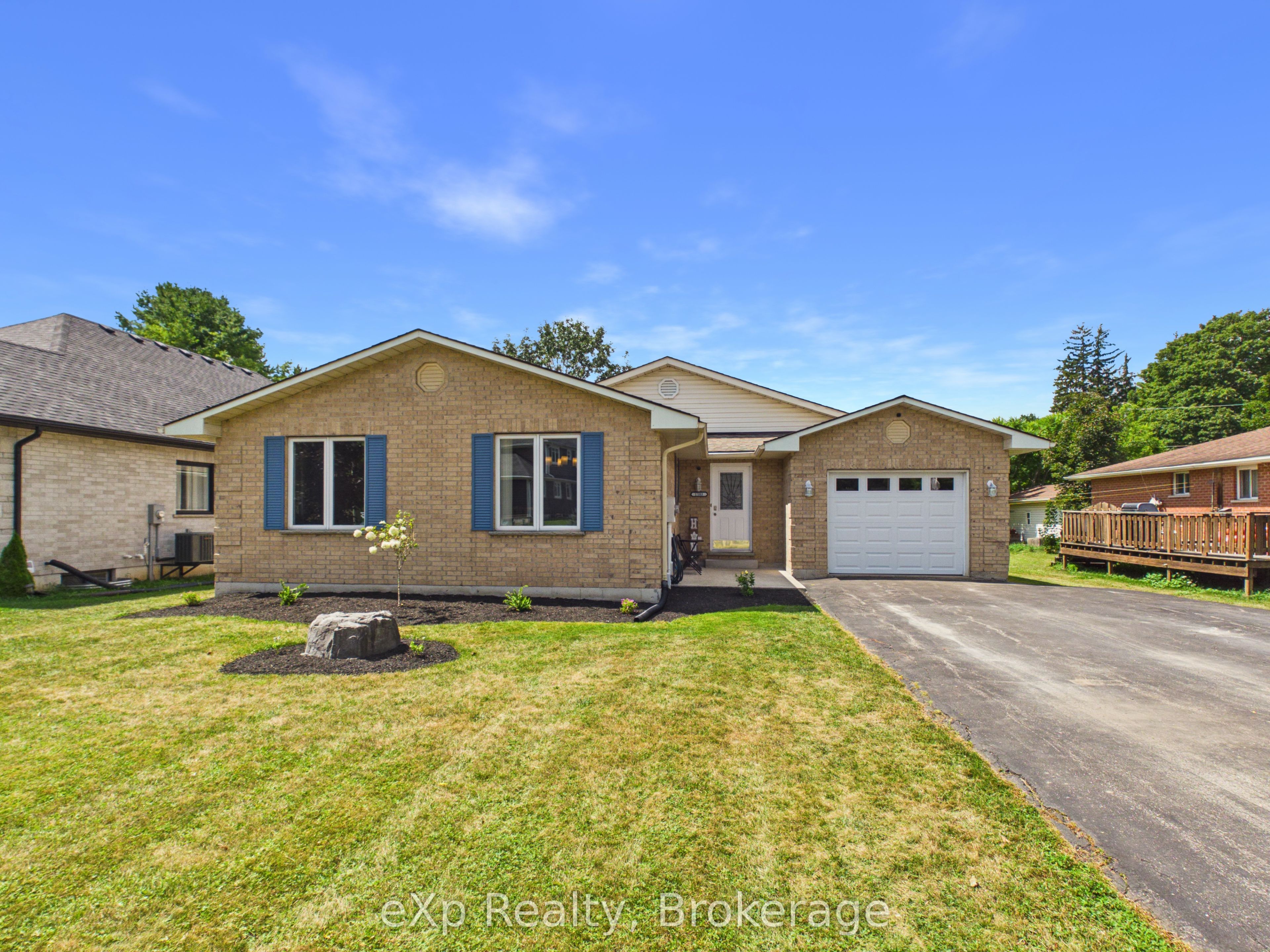 1103 Marietta Street, Howick, ON N0G 2X0