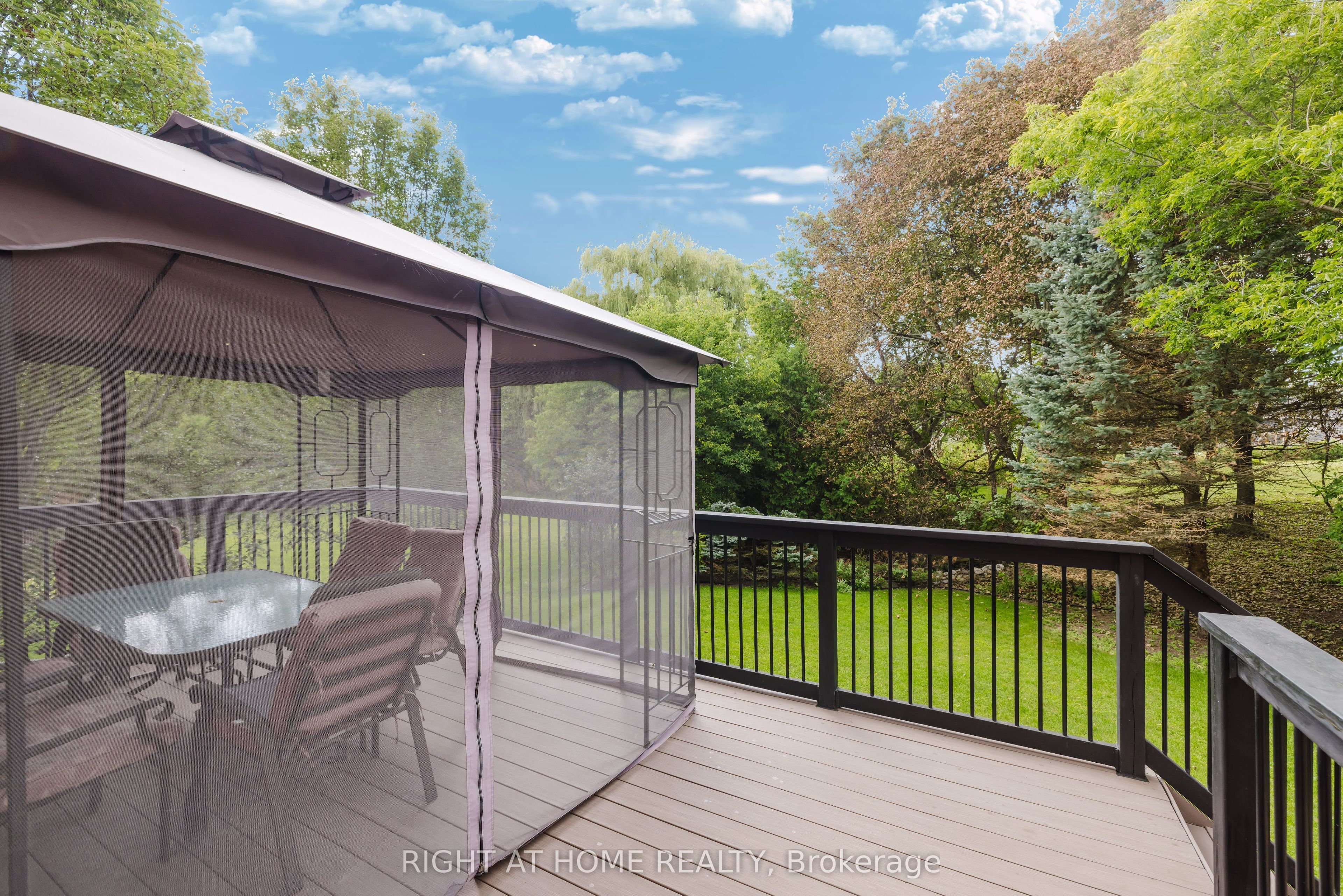 23 Magnolia Court, Belleville, ON K8P 5M7 photo 4