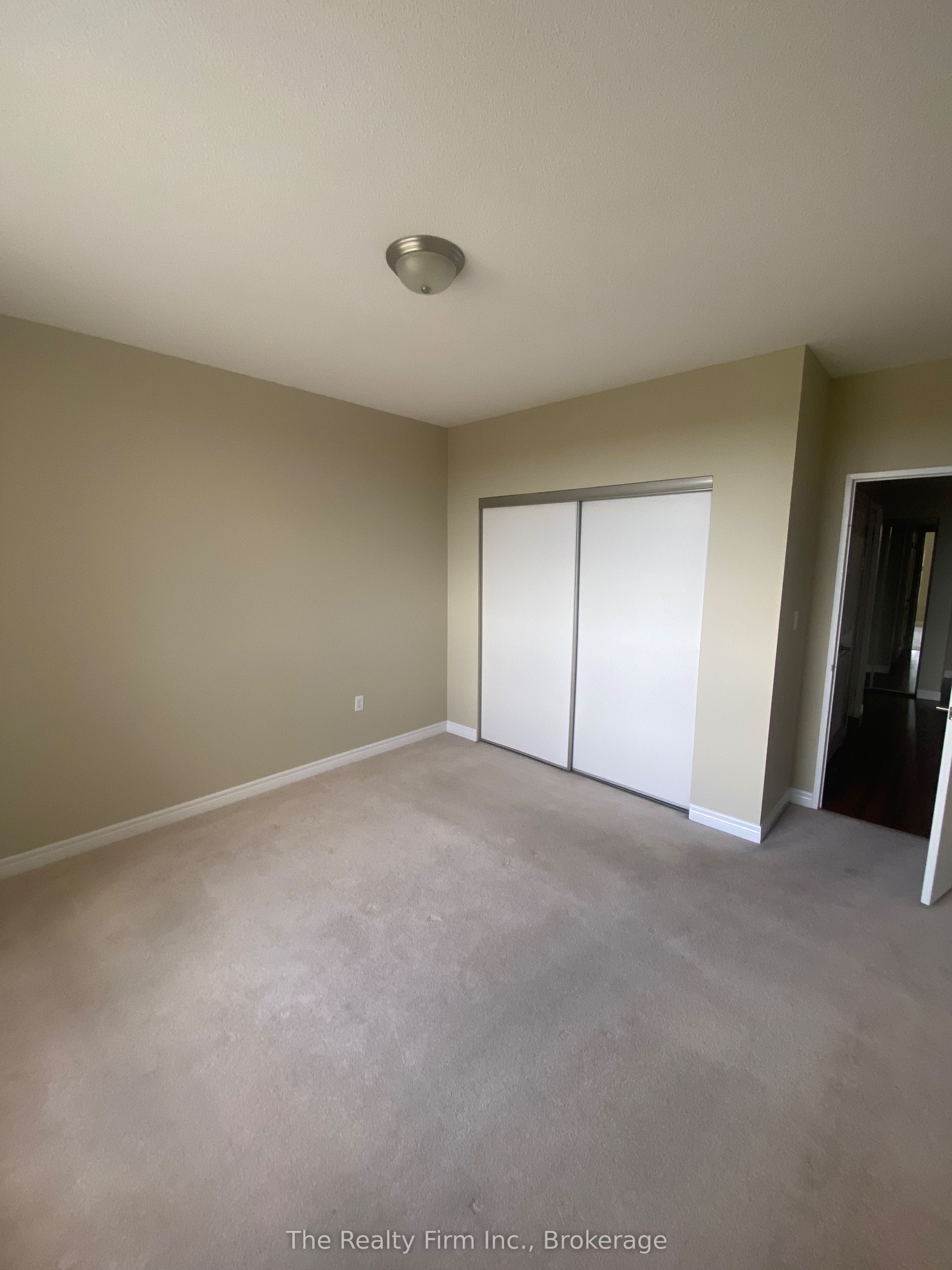 505 Finkle Street N 201, Woodstock, ON N4V 0B4 photo 5