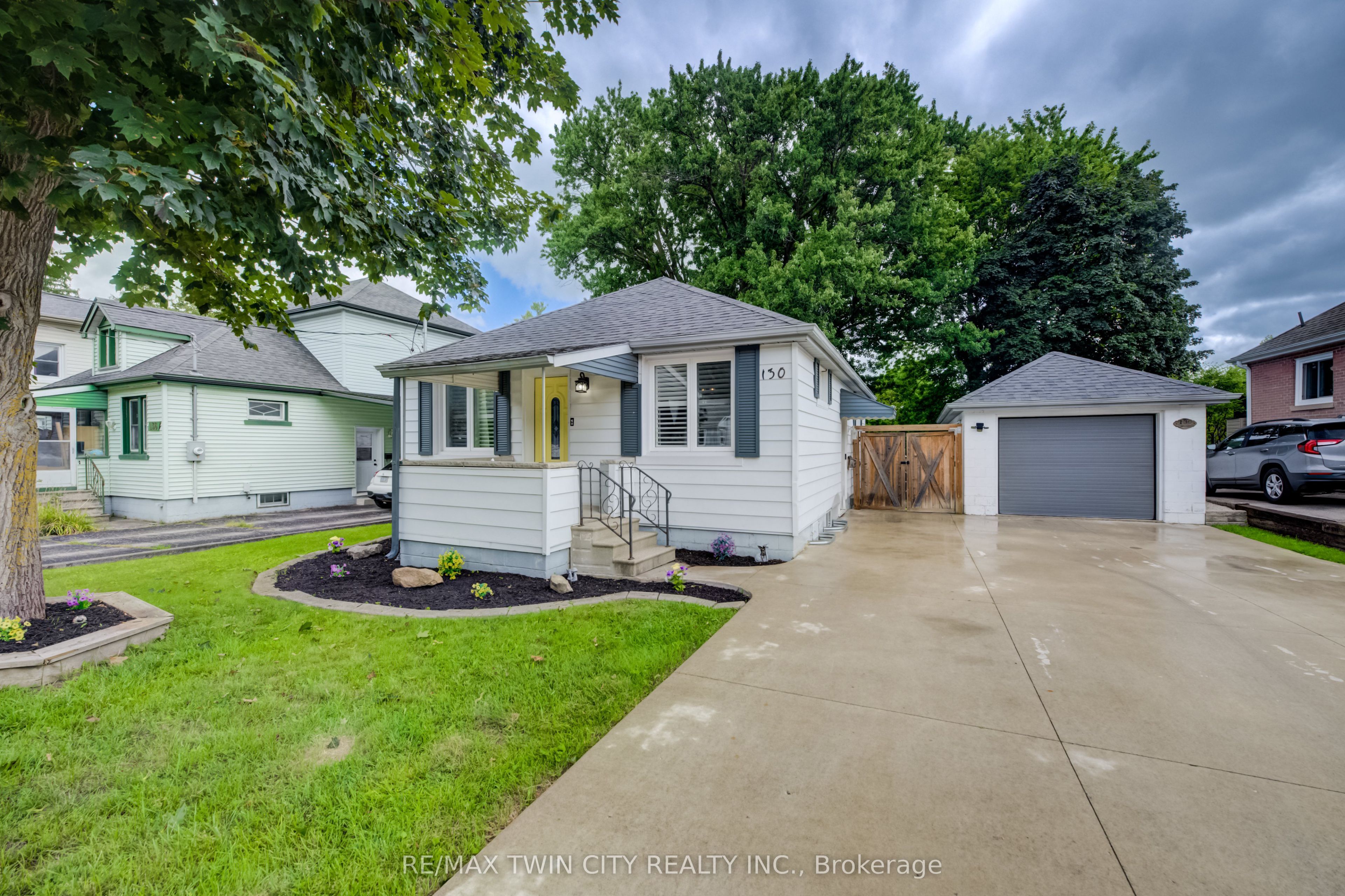 130 SYDENHAM Street, Woodstock, ON N4S 7B6 photo 2