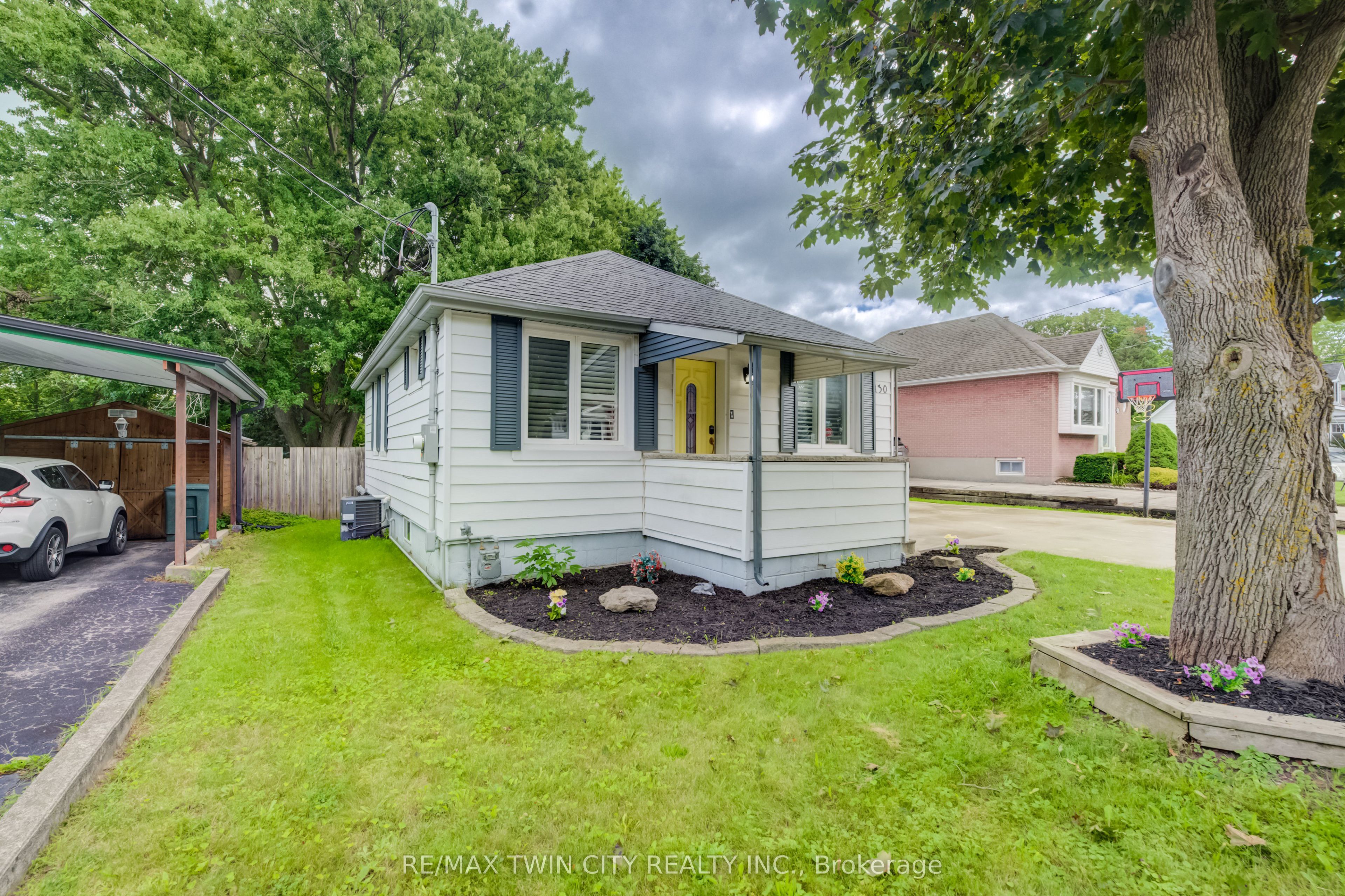 130 SYDENHAM Street, Woodstock, ON N4S 7B6 photo 3