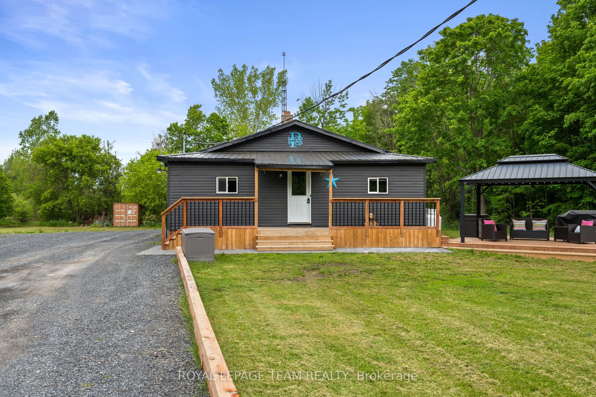16509 Cedarvale Road, North Stormont, ON K0C 1Y0 photo 2