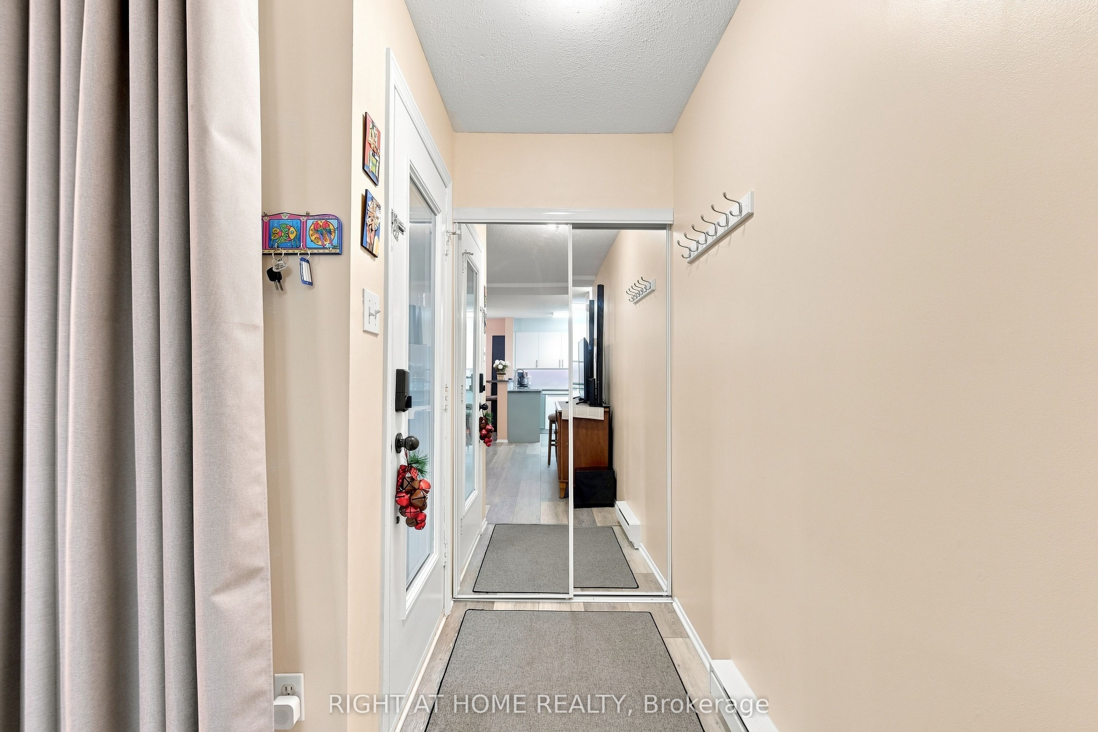 1750 Marsala Crescent 112, Orleans - Cumberland and Area, ON K4A 2G6 photo 4