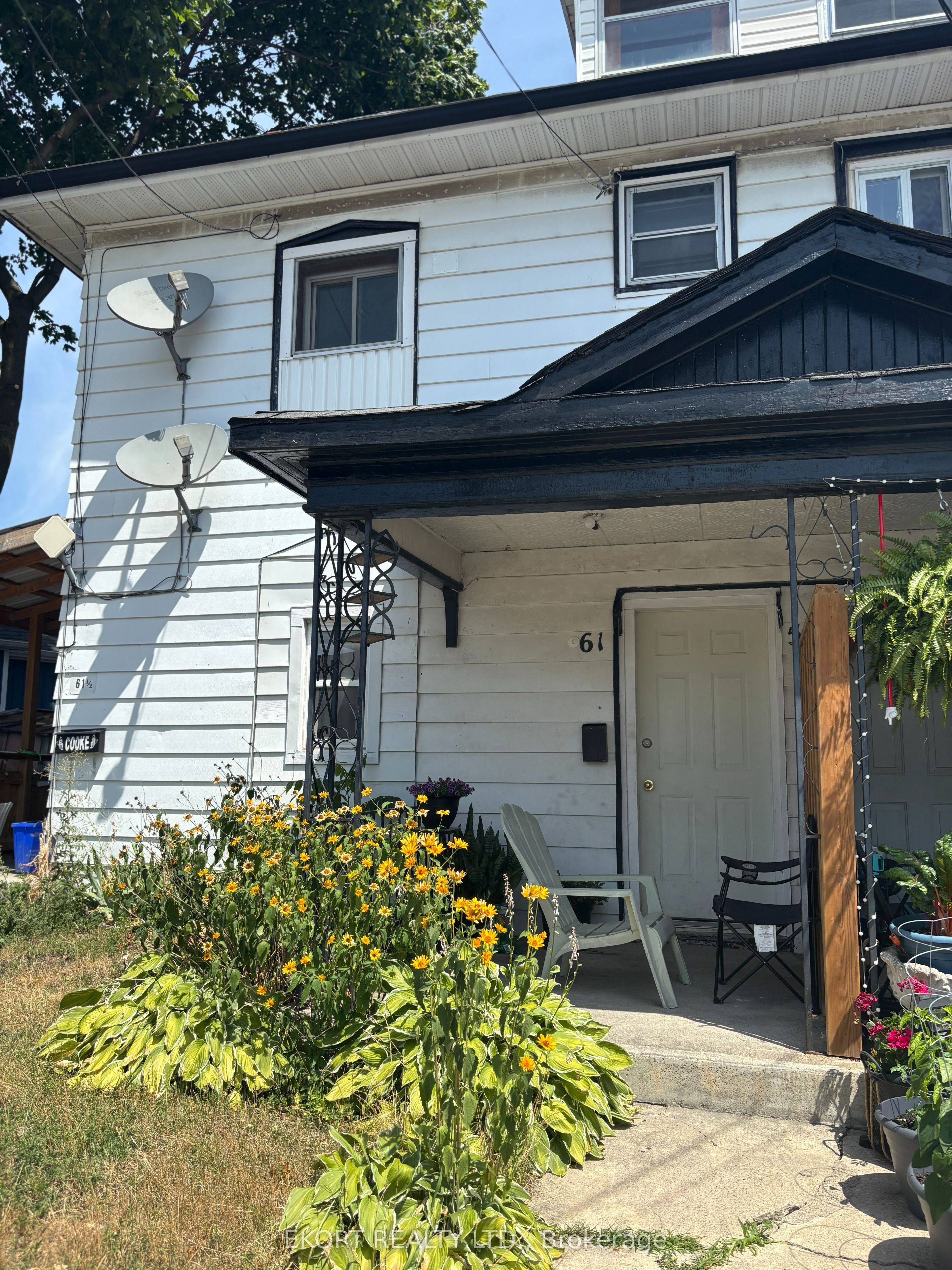 59-61 St Charles Street, Belleville, ON K8P 2W1 photo 5