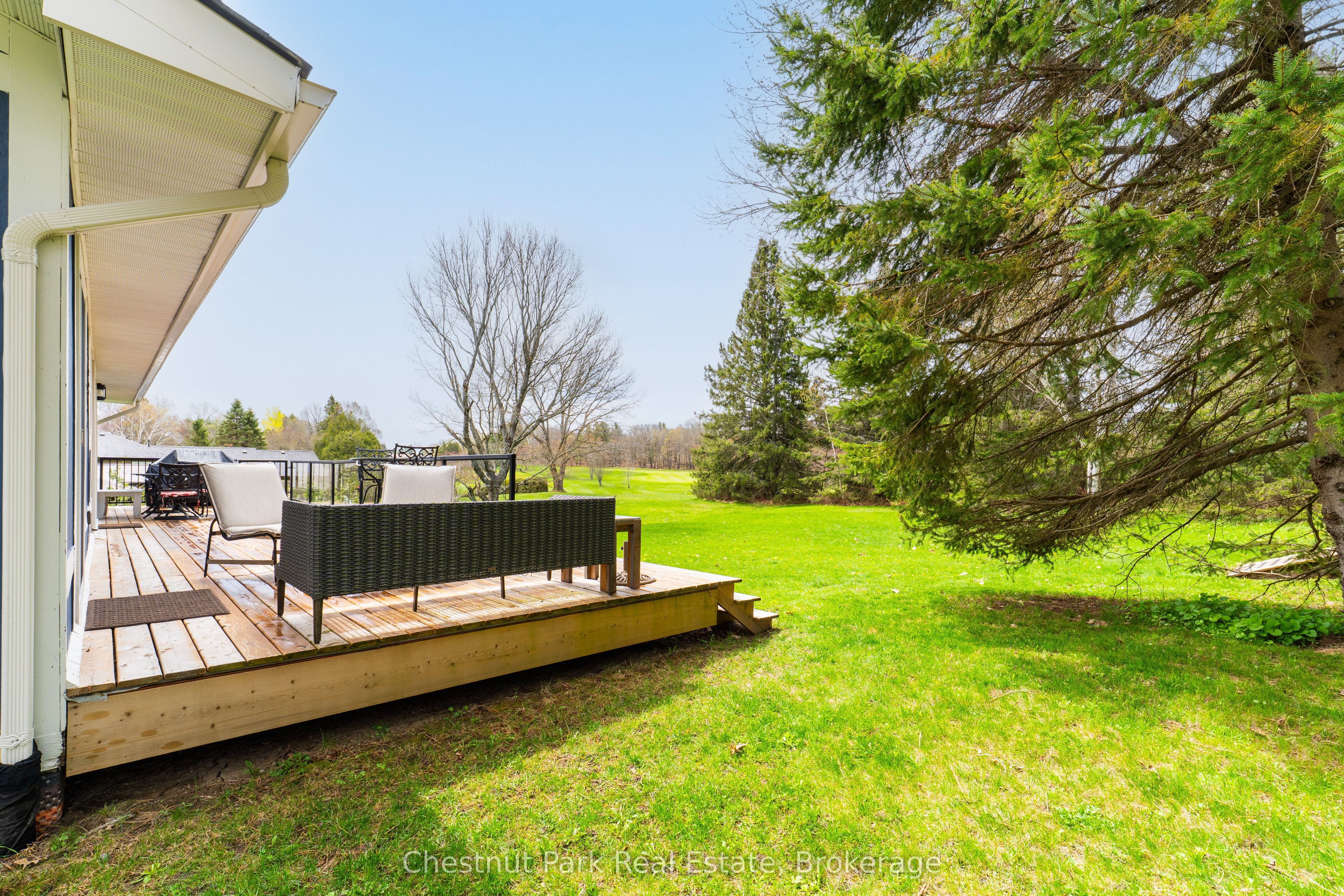 14 Curling Road, Bracebridge, ON P1L 1M6 photo 4