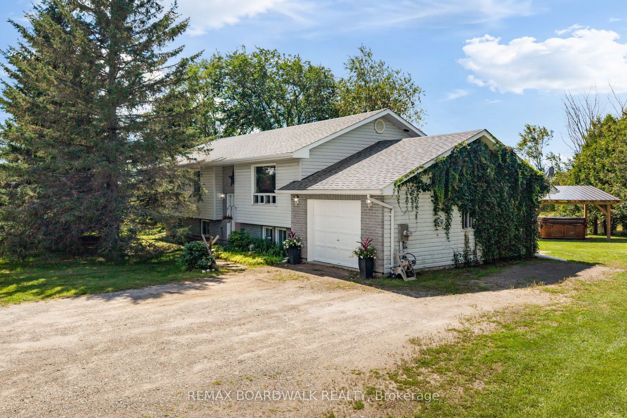 1901 Rosetta Road, Lanark Highlands, ON K0G 1K0 photo 3