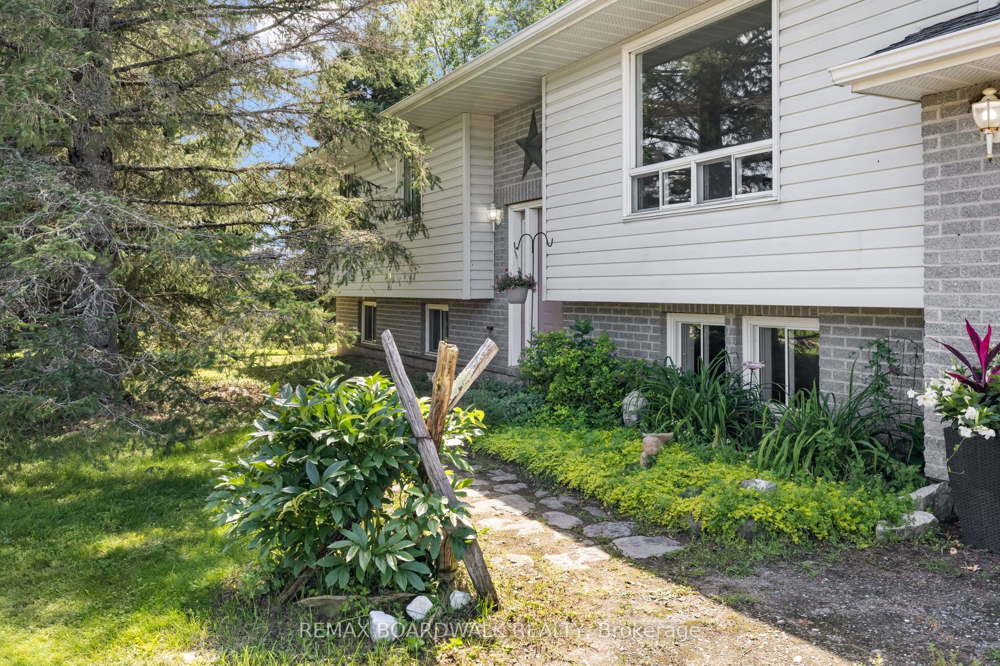 1901 Rosetta Road, Lanark Highlands, ON K0G 1K0 photo 4