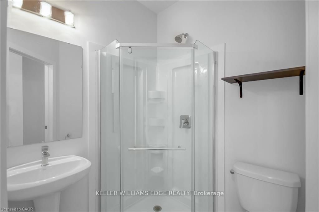 961 Battery Park, London North, ON N6H 0J7 photo 4