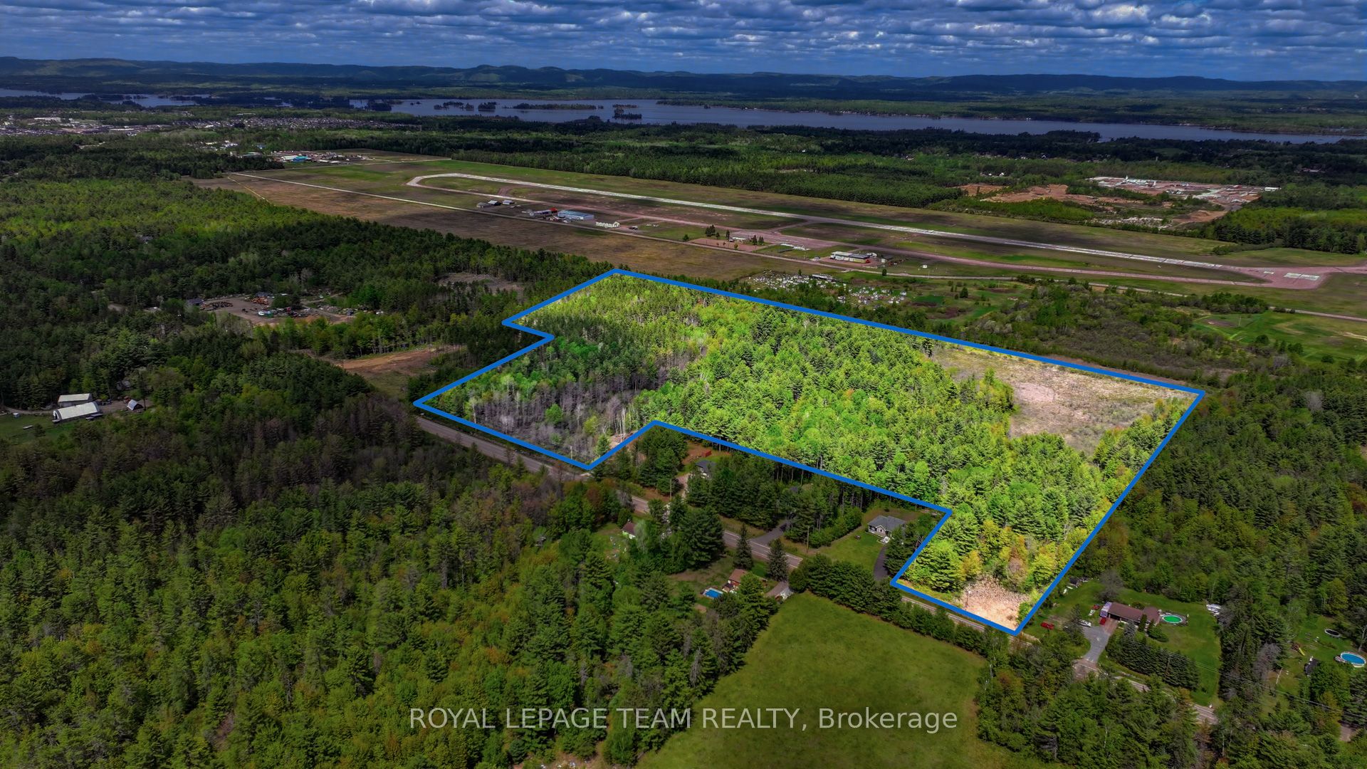 000 Doran Road, Petawawa, ON K8H 2W8 photo 3