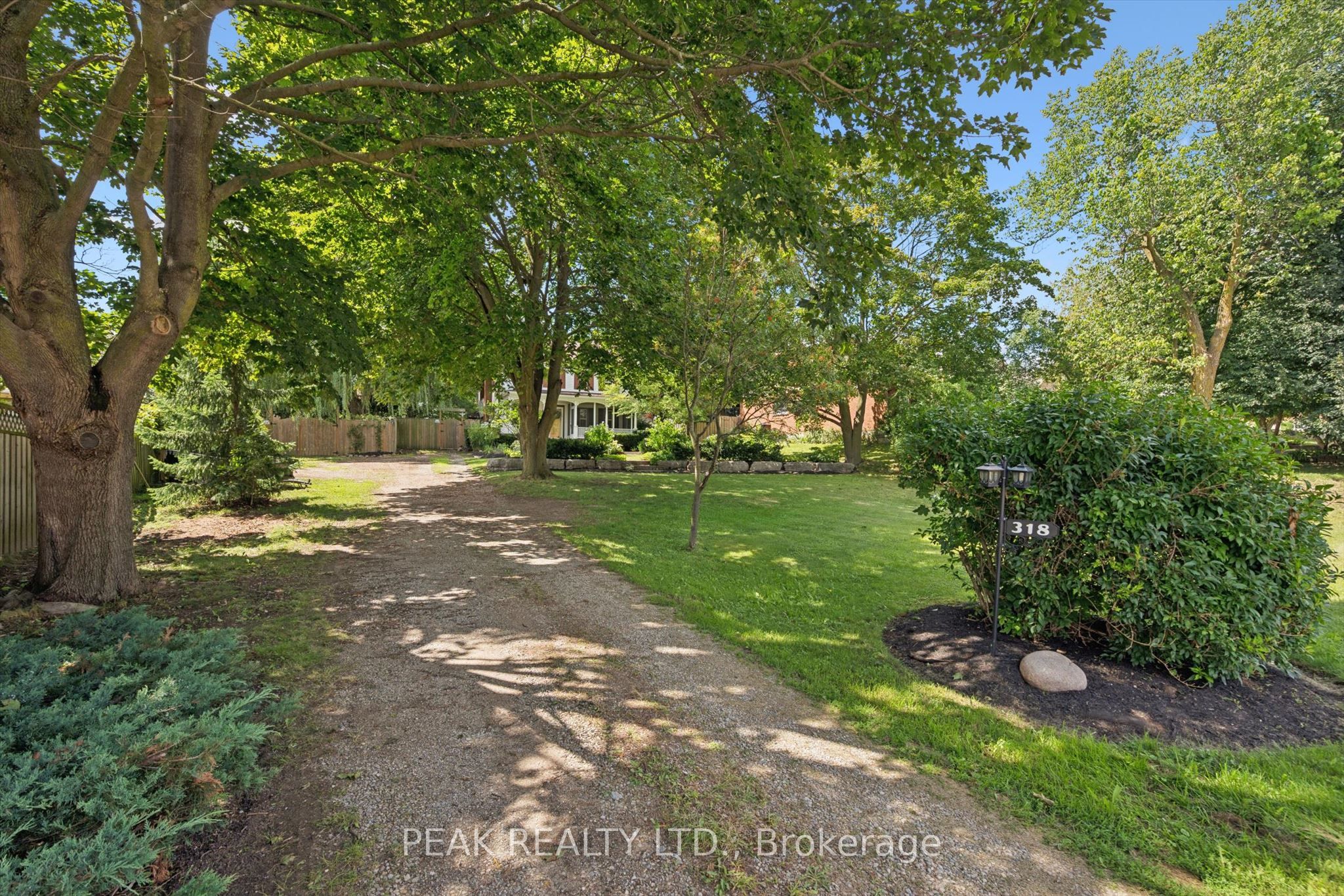 318 Guelph Avenue, Cambridge, ON N3C 2V3 photo 3