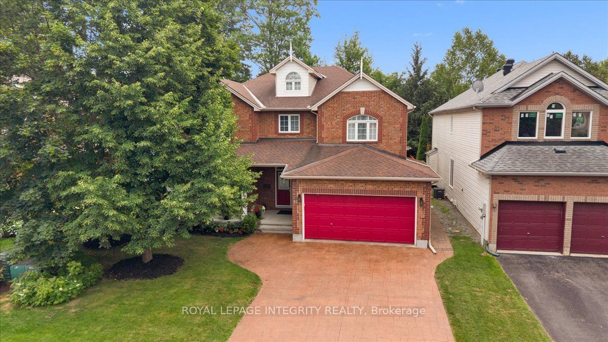 40 Bon Echo Crescent, Kanata, ON K2M 2W6