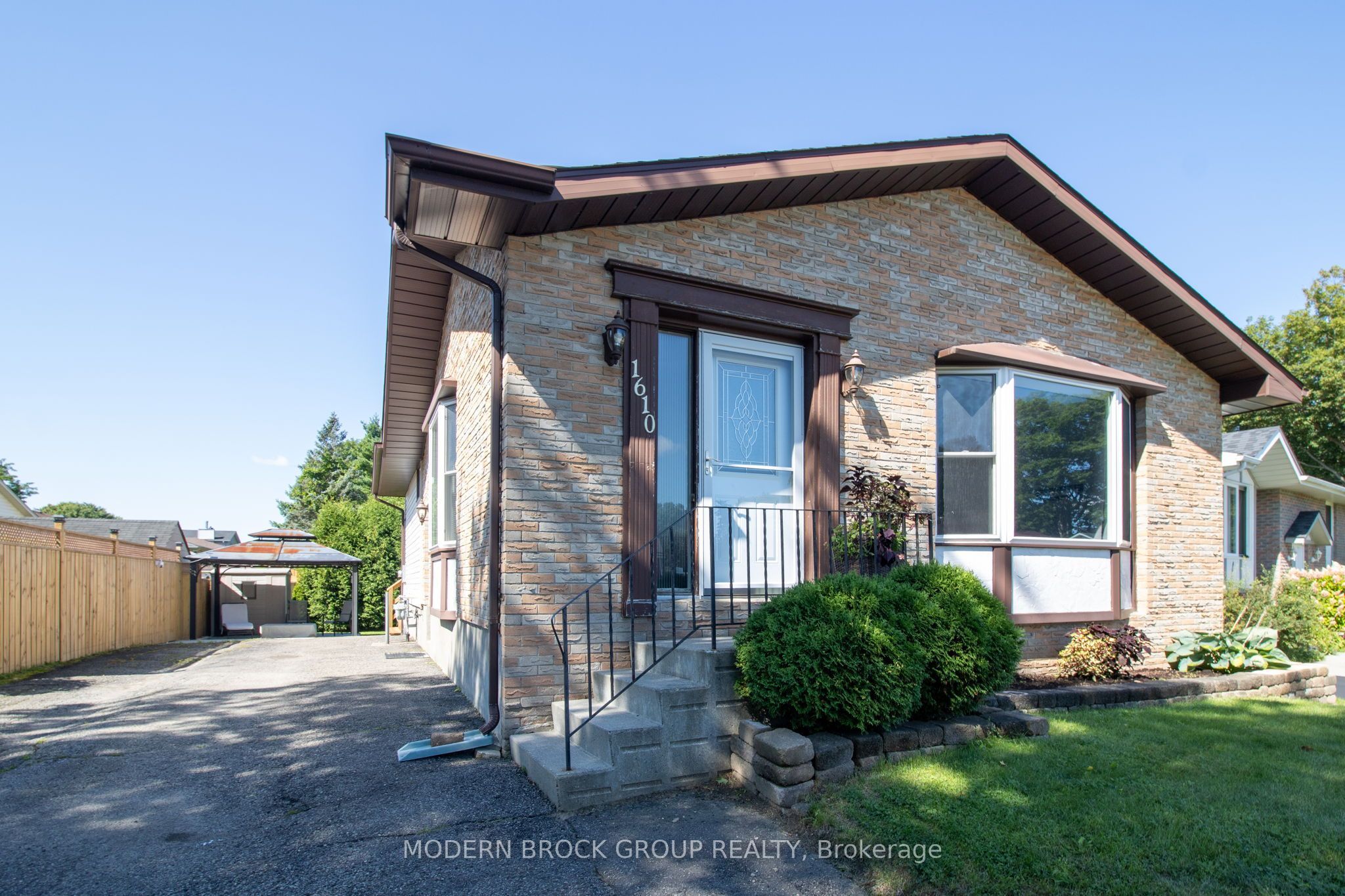 1610 Kensington Parkway, Brockville, ON K6V 6J2 photo 2